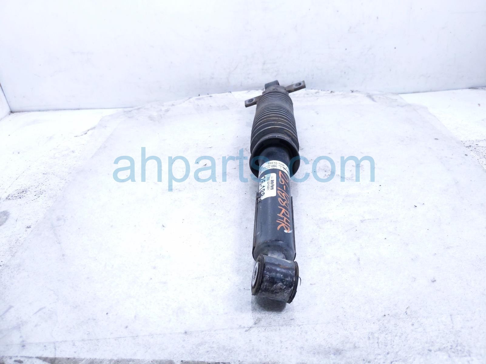 2020 Honda Odyssey Strut / Spring / Rear Passenger Shock Absorber 52610 THR A12 Replacement 2020 Honda Odyssey Strut / Spring / Rear Passenger Shock Absorber 52610 THR A12 Replacement thumbnail