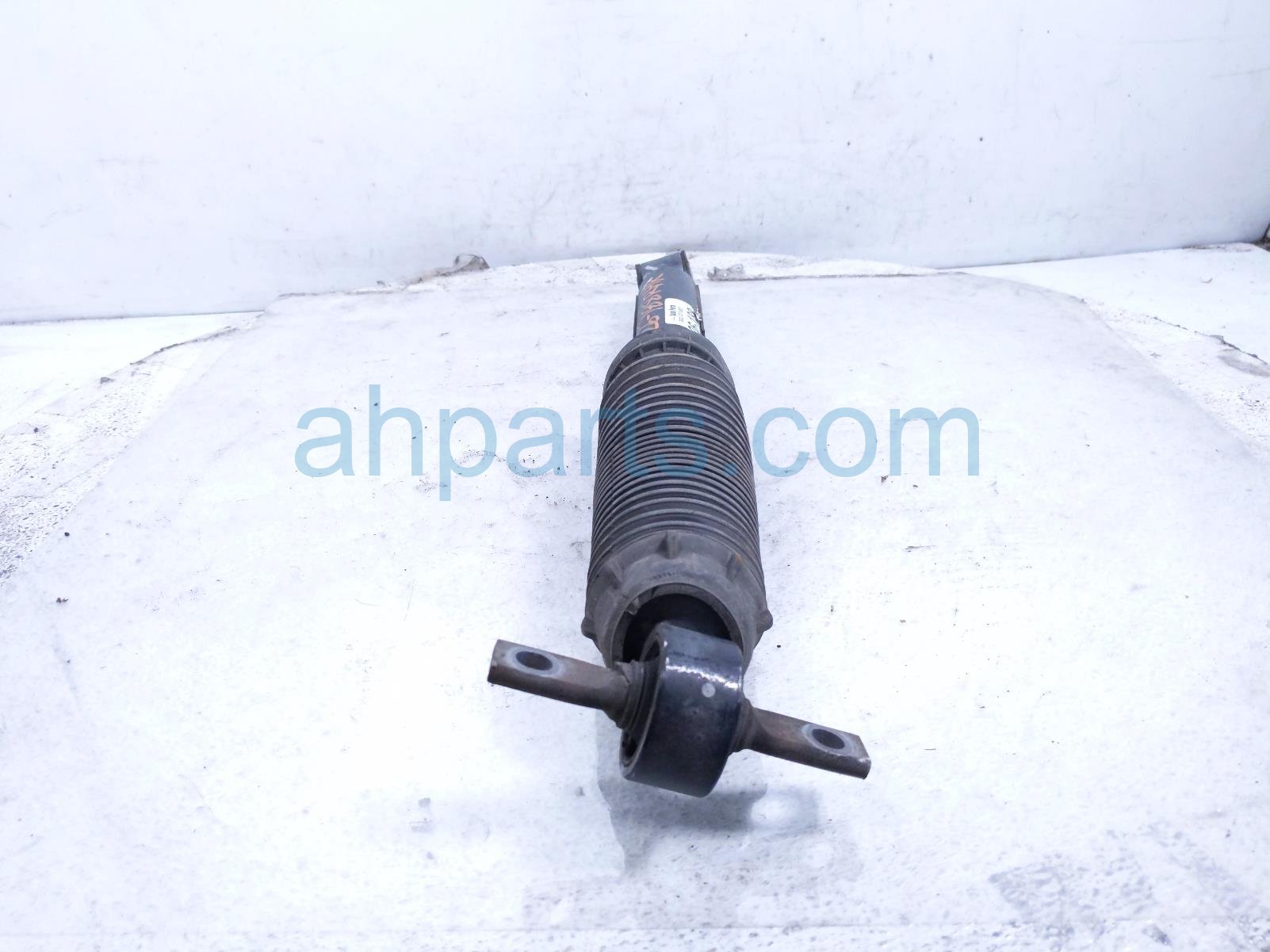 2020 Honda Odyssey Strut / Spring / Rear Passenger Shock Absorber 52610 THR A12 Replacement 2020 Honda Odyssey Strut / Spring / Rear Passenger Shock Absorber 52610 THR A12 Replacement thumbnail