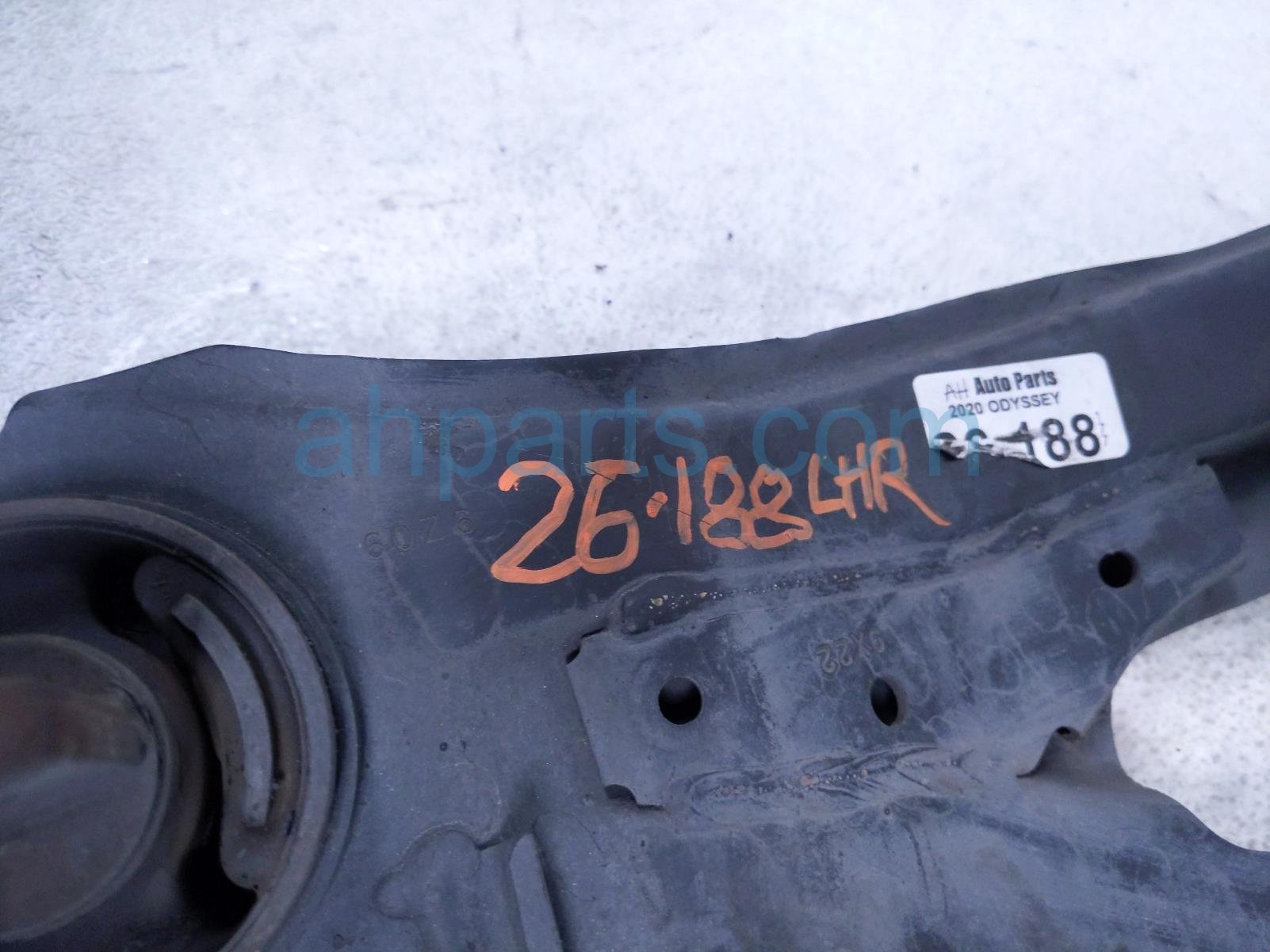 2020 Honda Odyssey Rear Driver Trailing Lower Control Arm 52365 THR A00 Replacement 2020 Honda Odyssey Rear Driver Trailing Lower Control Arm 52365 THR A00 Replacement thumbnail