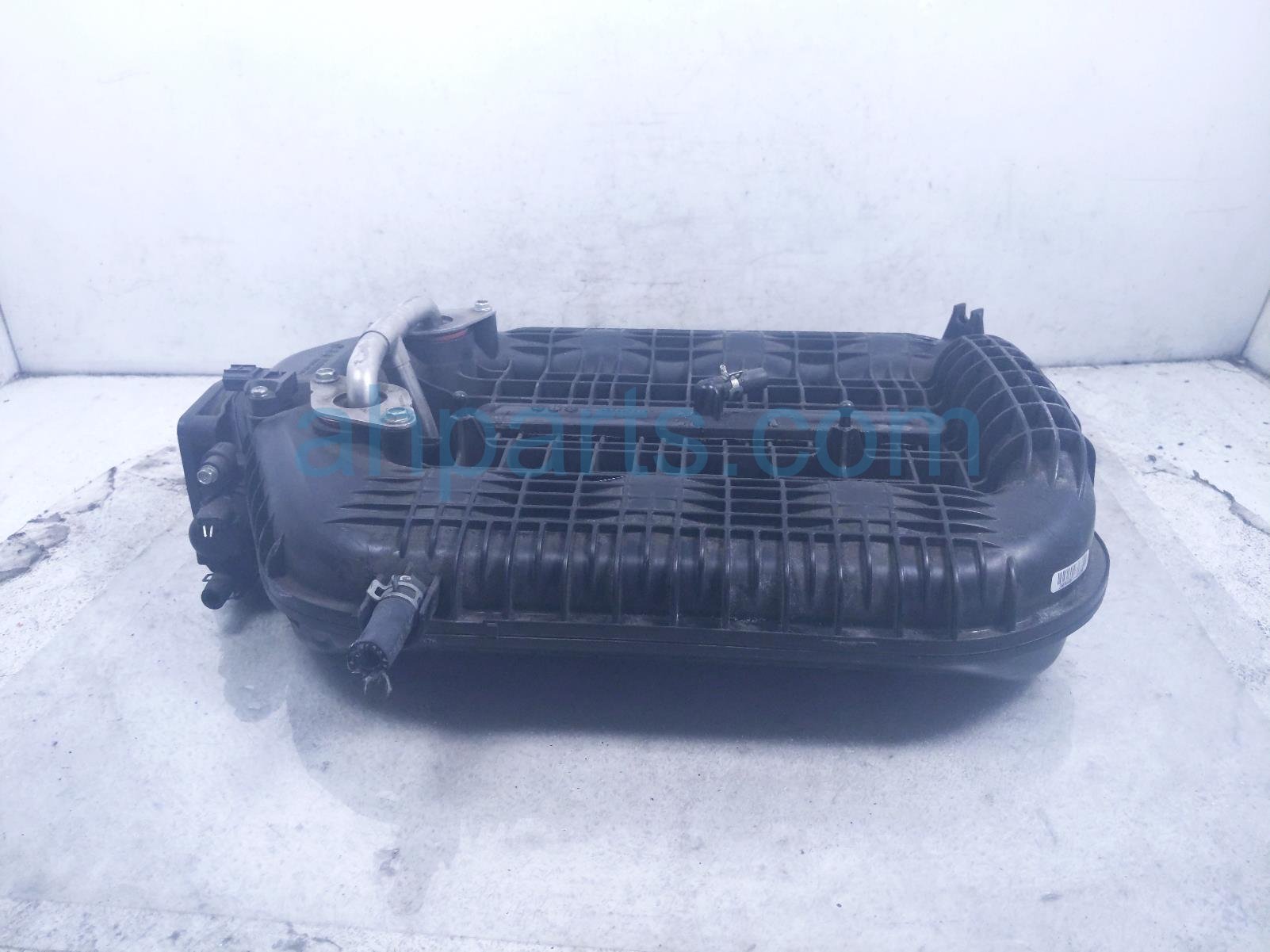 2020 Honda Odyssey Upper Intake Manifold 17160 5MR A01 Replacement 2020 Honda Odyssey Upper Intake Manifold 17160 5MR A01 Replacement thumbnail