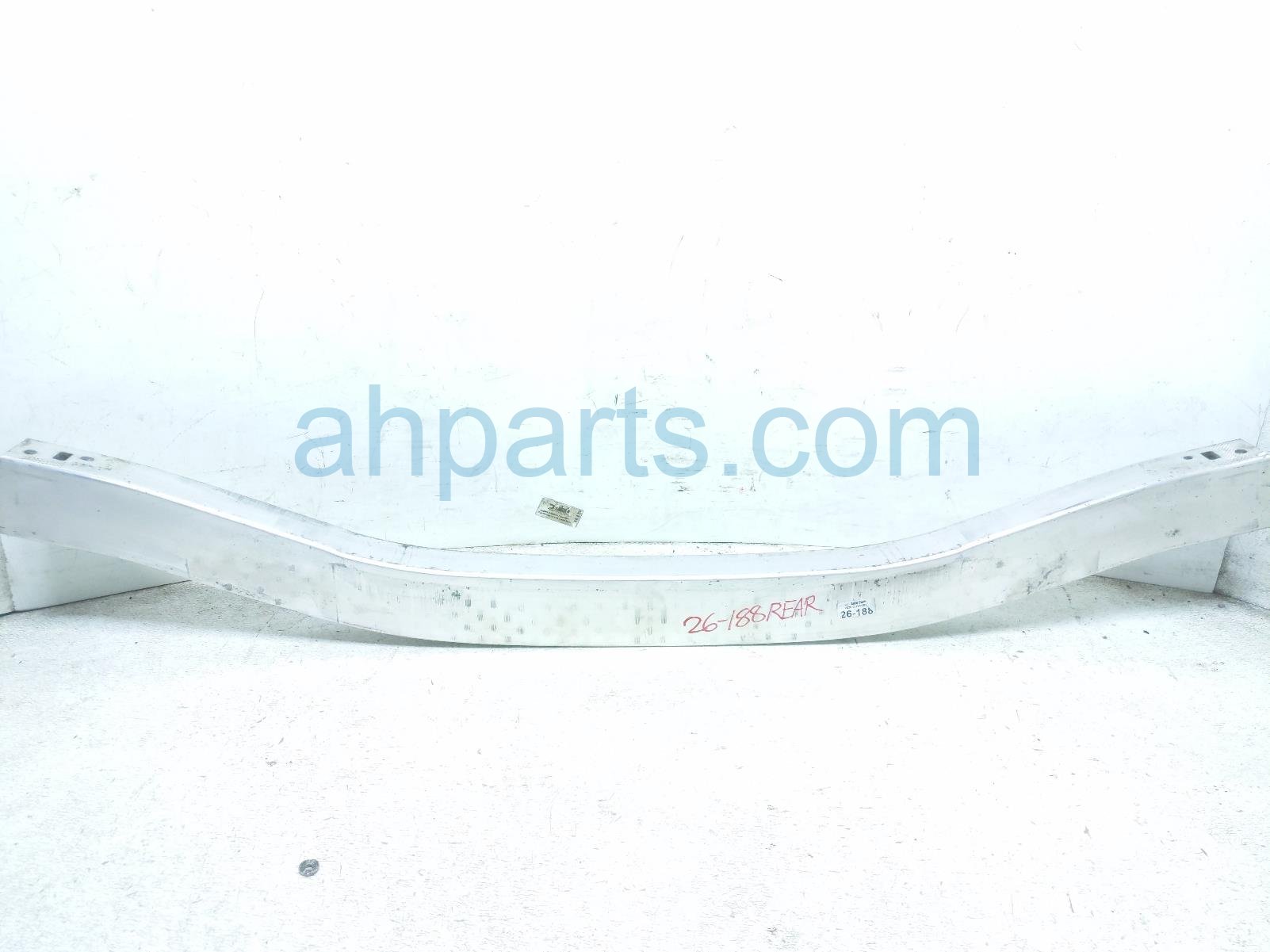 Honda REAR BUMPER REINFORCEMENT BAR