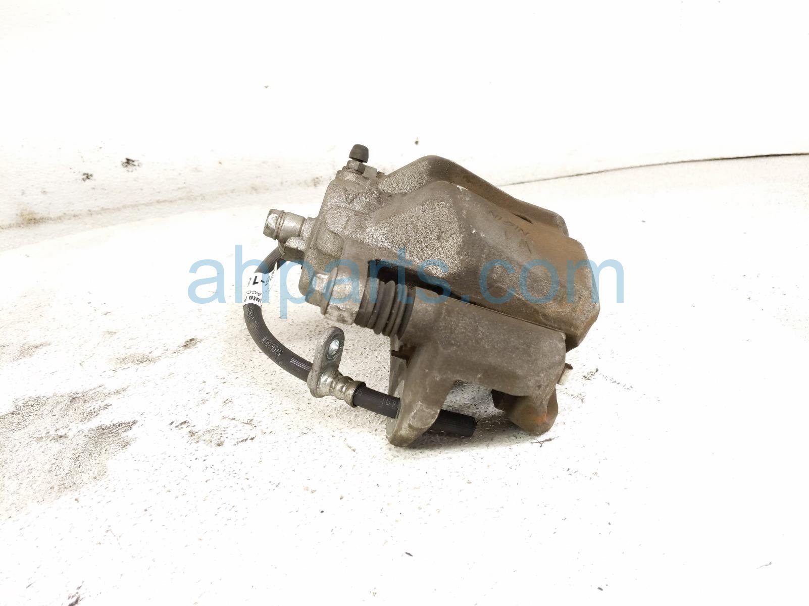 2014 Honda Accord Front Driver Brake Caliper 45019 T2G 030 Replacement 2014 Honda Accord Front Driver Brake Caliper 45019 T2G 030 Replacement thumbnail