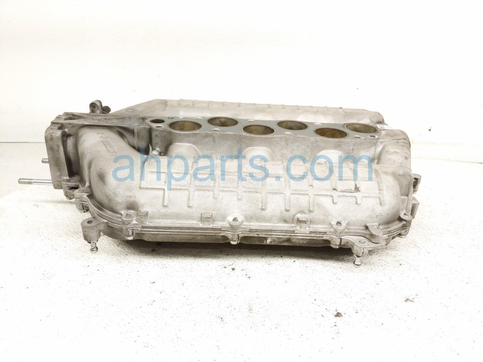 2014 Honda Accord Upper Intake Manifold 17160 5G0 A00 Replacement 2014 Honda Accord Upper Intake Manifold 17160 5G0 A00 Replacement thumbnail