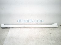Honda LH SIDE SKIRT / MOLDING - WHITE 4DR Honda LH SIDE SKIRT / MOLDING - WHITE 4DR