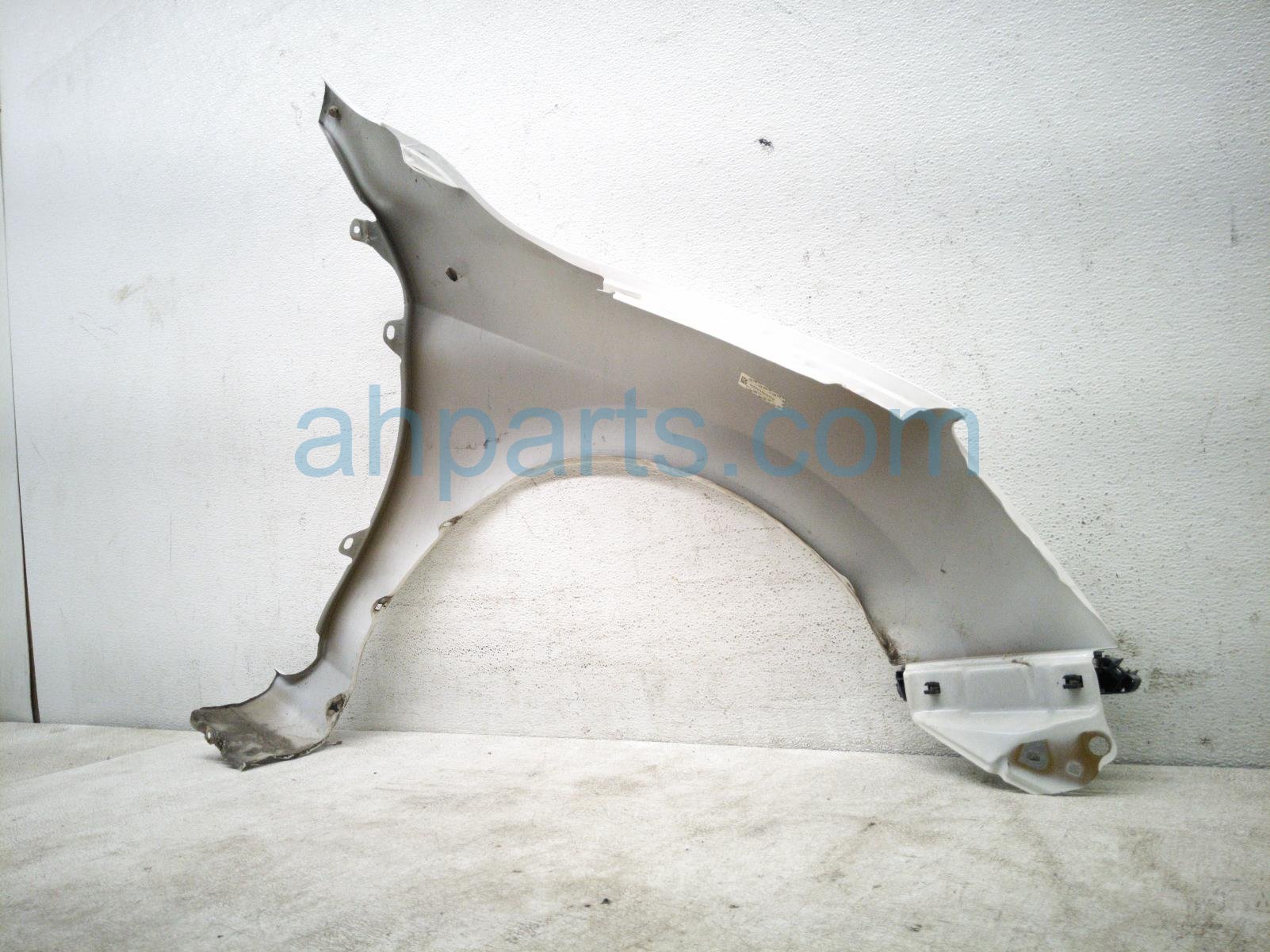 2014 Honda Accord Front Driver Fender White 60261 T2F A90ZZ Replacement 2014 Honda Accord Front Driver Fender White 60261 T2F A90ZZ Replacement thumbnail