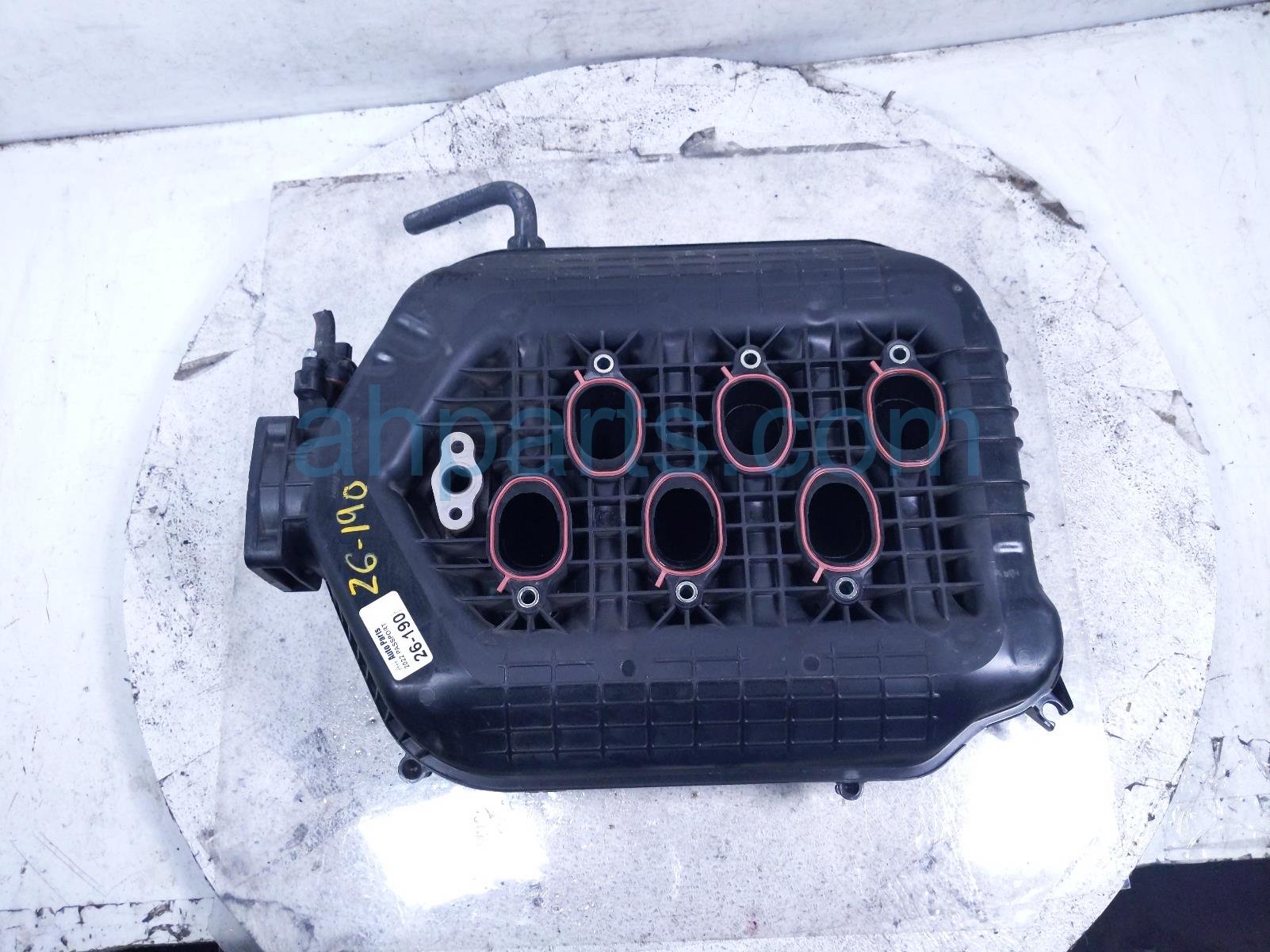 Honda UPPER INTAKE MANIFOLD