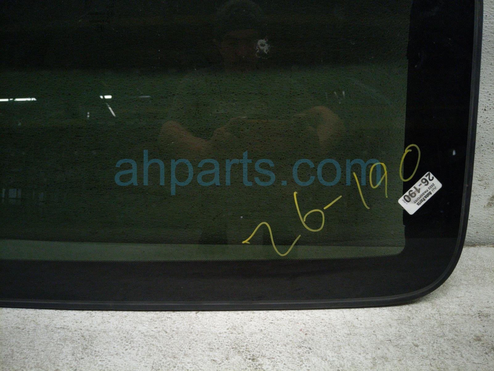 2022 Honda Passport Sunroof / Sun Roof Glass Window 70200 TG7 A02 Replacement 2022 Honda Passport Sunroof / Sun Roof Glass Window 70200 TG7 A02 Replacement thumbnail