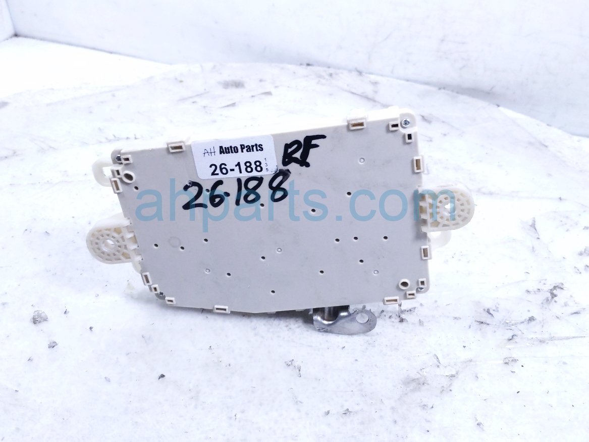 Honda POWER DISTRIBUTOR MODULE - FR/RH