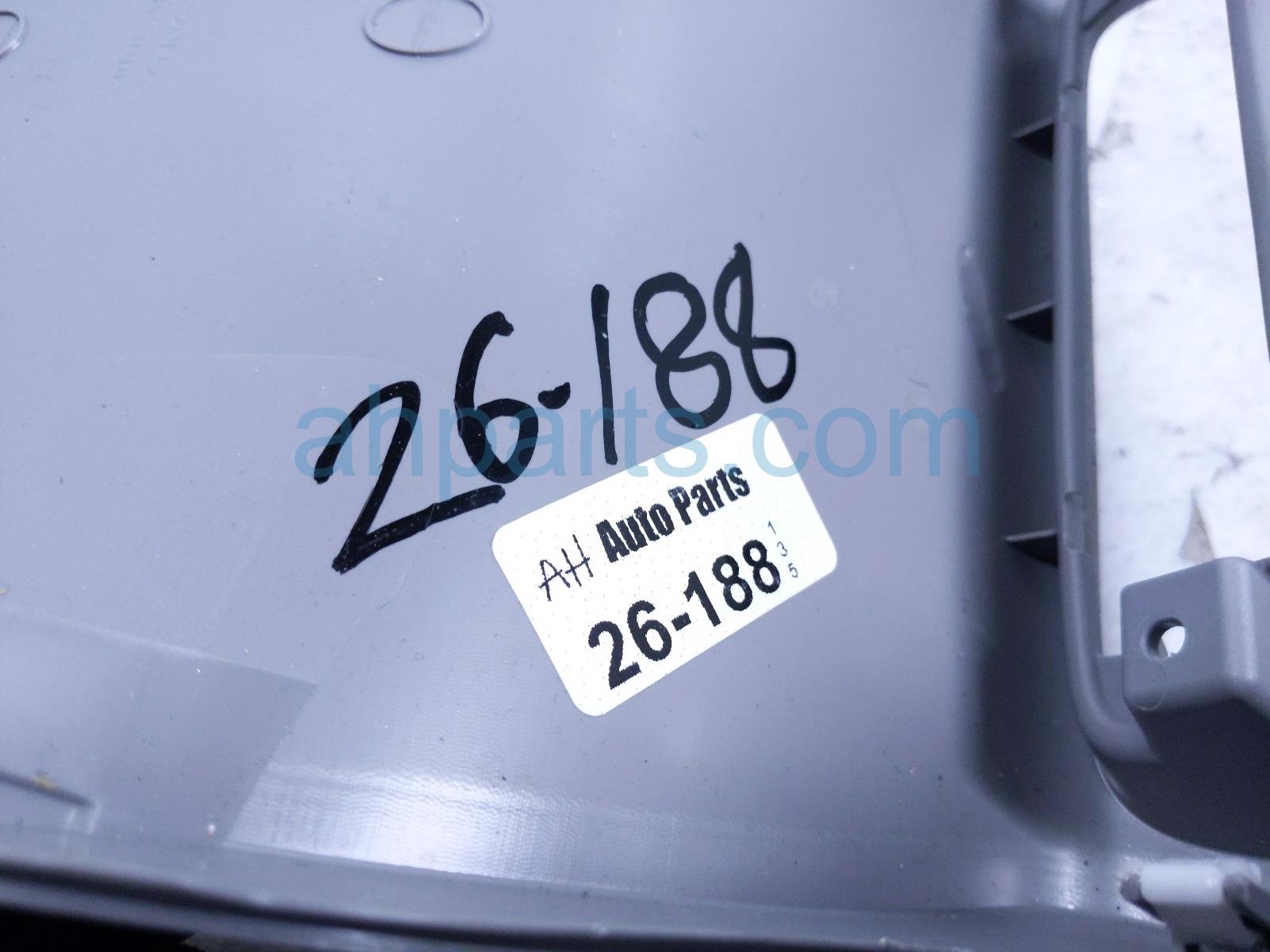 2020 Honda Odyssey Rear Console Trim Panel gry 83421 THR A01ZB Replacement 2020 Honda Odyssey Rear Console Trim Panel gry 83421 THR A01ZB Replacement thumbnail