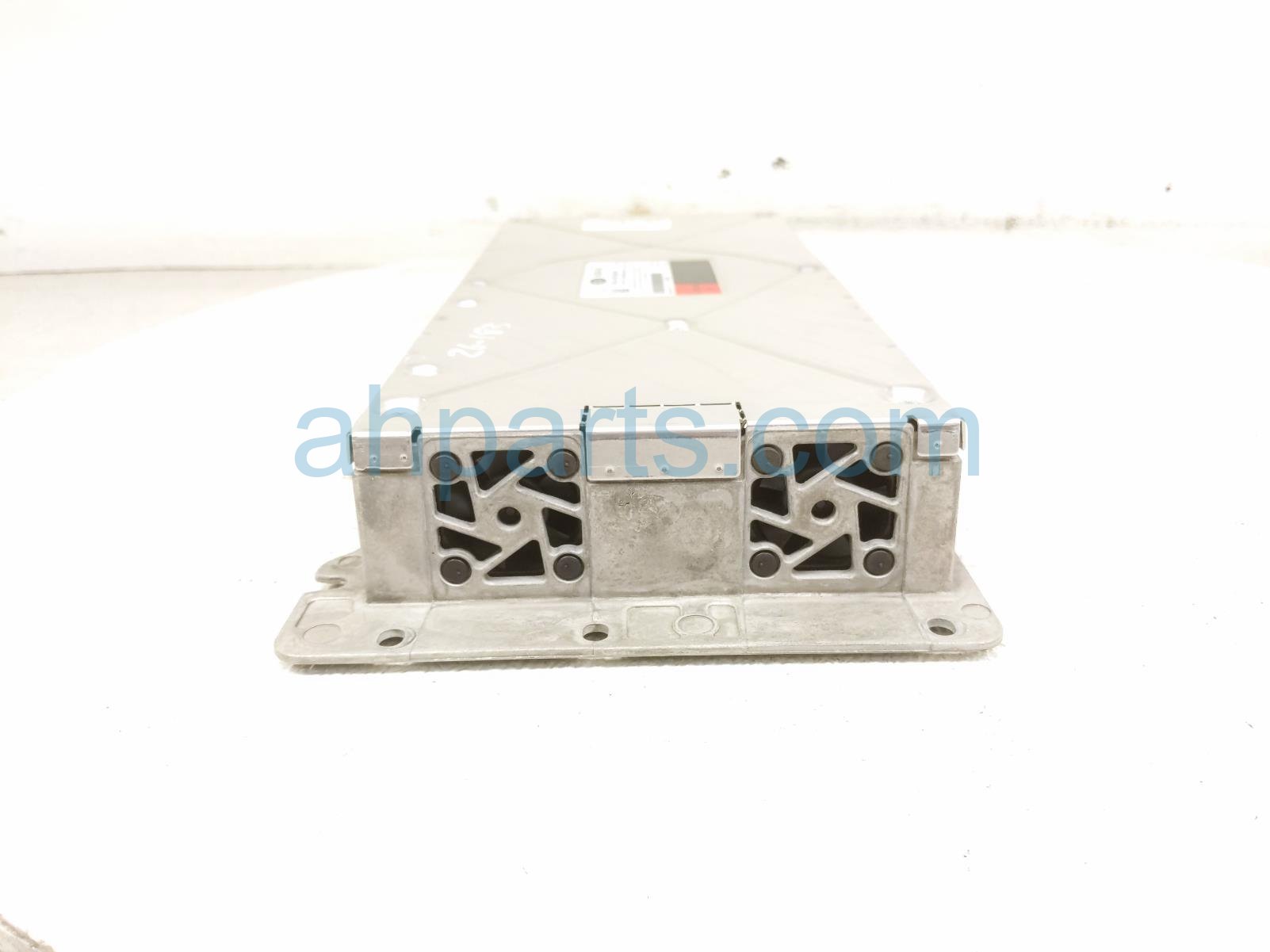 2020 Land Rover Range Rover Sport Audio Amplifier LR157767 Replacement 2020 Land Rover Range Rover Sport Audio Amplifier LR157767 Replacement thumbnail