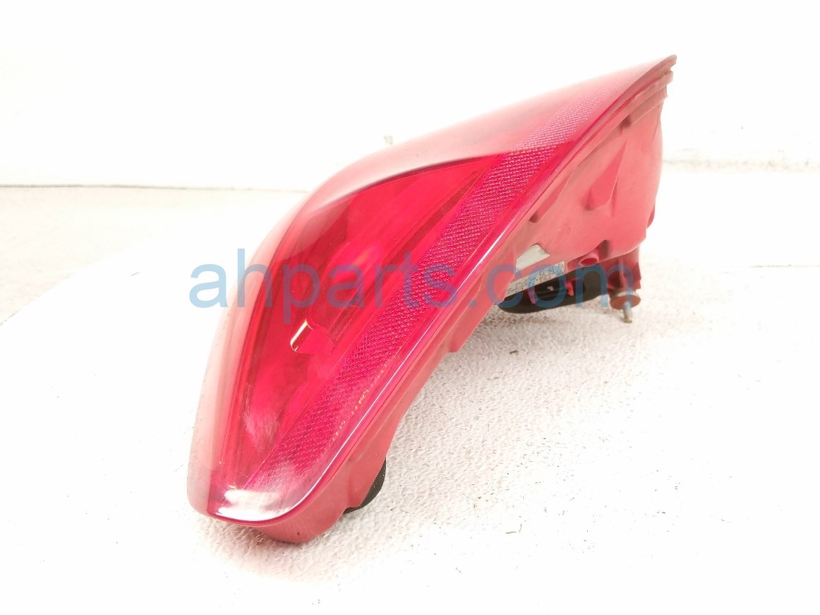 2011 BMW 750li Light / Rear Driver Tail Lamp (on Body) 63 21 7 182 201 Replacement 2011 BMW 750li Light / Rear Driver Tail Lamp (on Body) 63 21 7 182 201 Replacement thumbnail