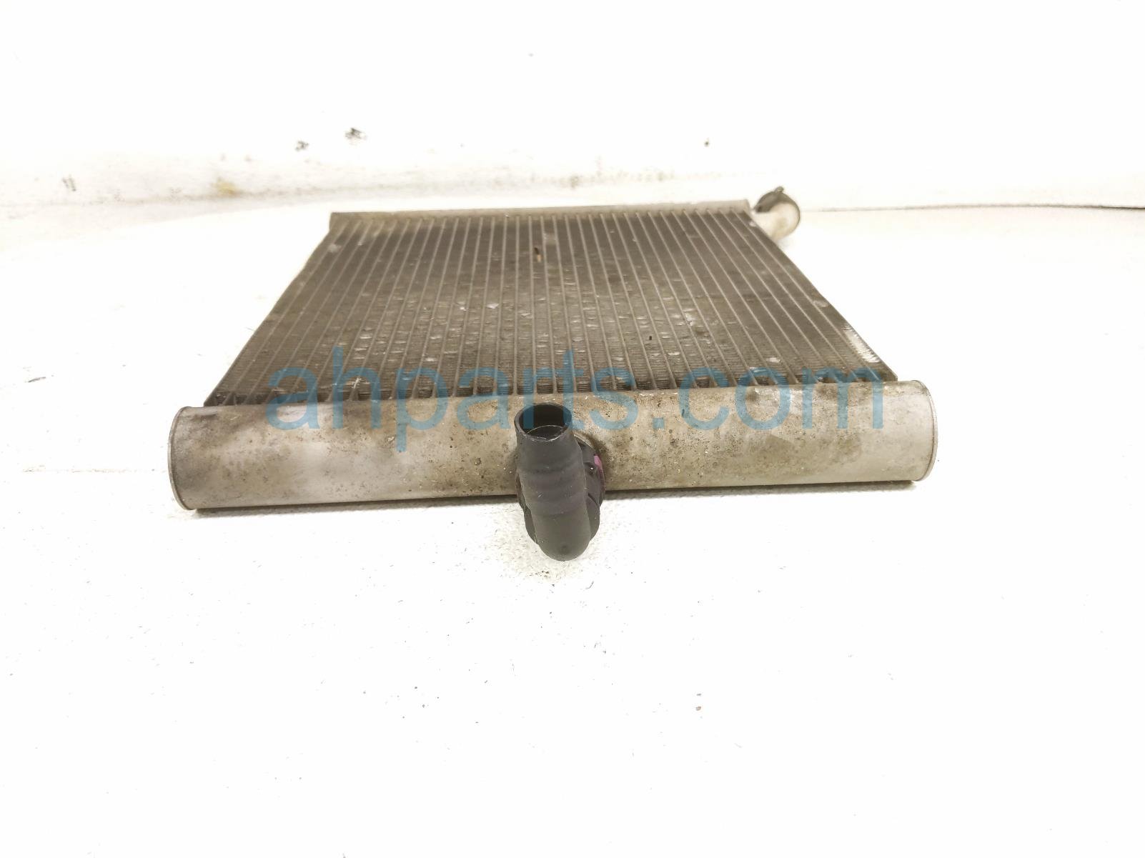 2020 Land Rover Range Rover Sport A/t Transmission Oil Cooler 3.0l LR181521 Replacement 2020 Land Rover Range Rover Sport A/t Transmission Oil Cooler 3.0l LR181521 Replacement thumbnail