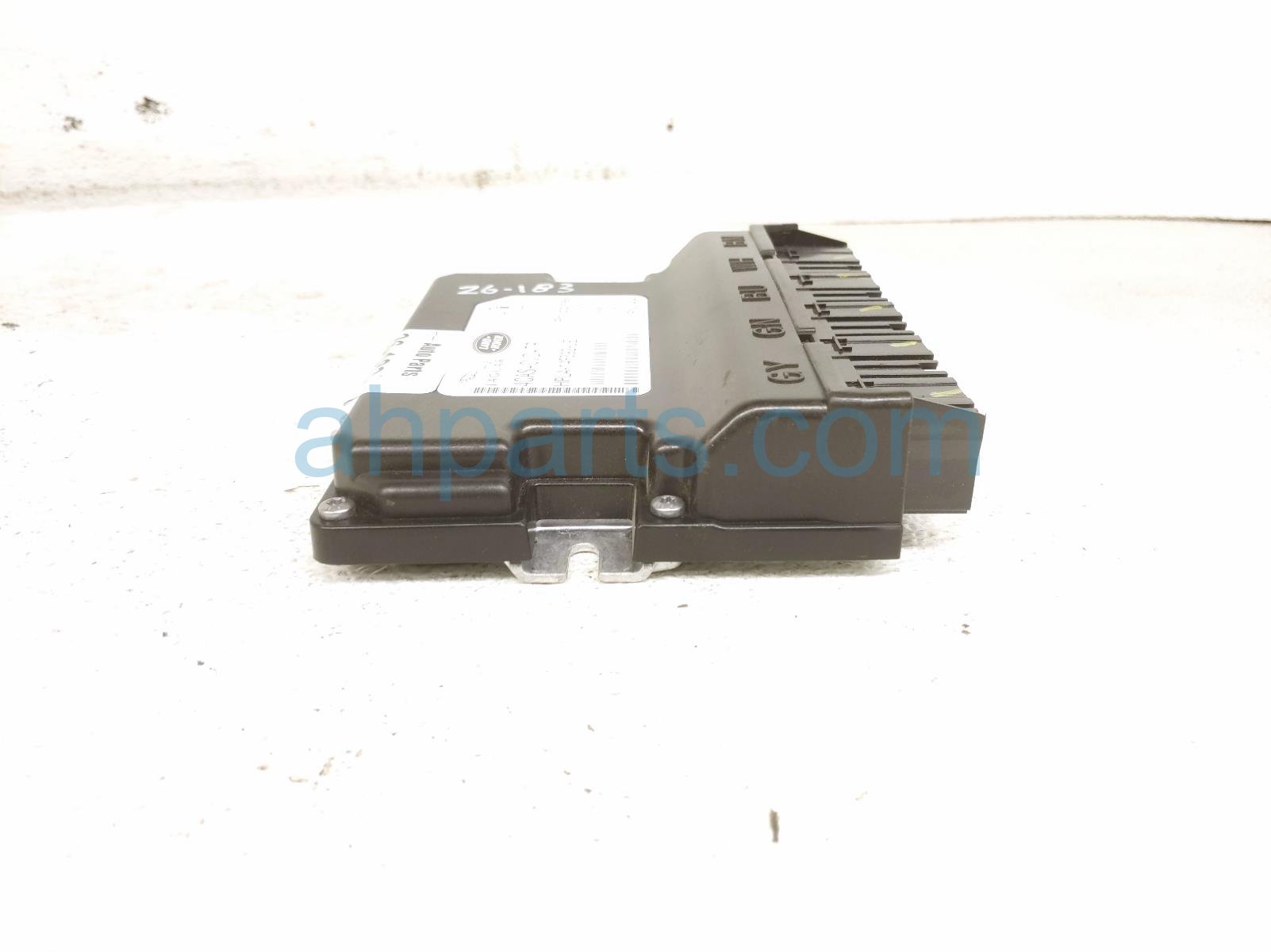 2020 Land Rover Range Rover Sport Air Suspension Body Control Module HPLA 14F392 JE Replacement 2020 Land Rover Range Rover Sport Air Suspension Body Control Module HPLA 14F392 JE Replacement thumbnail