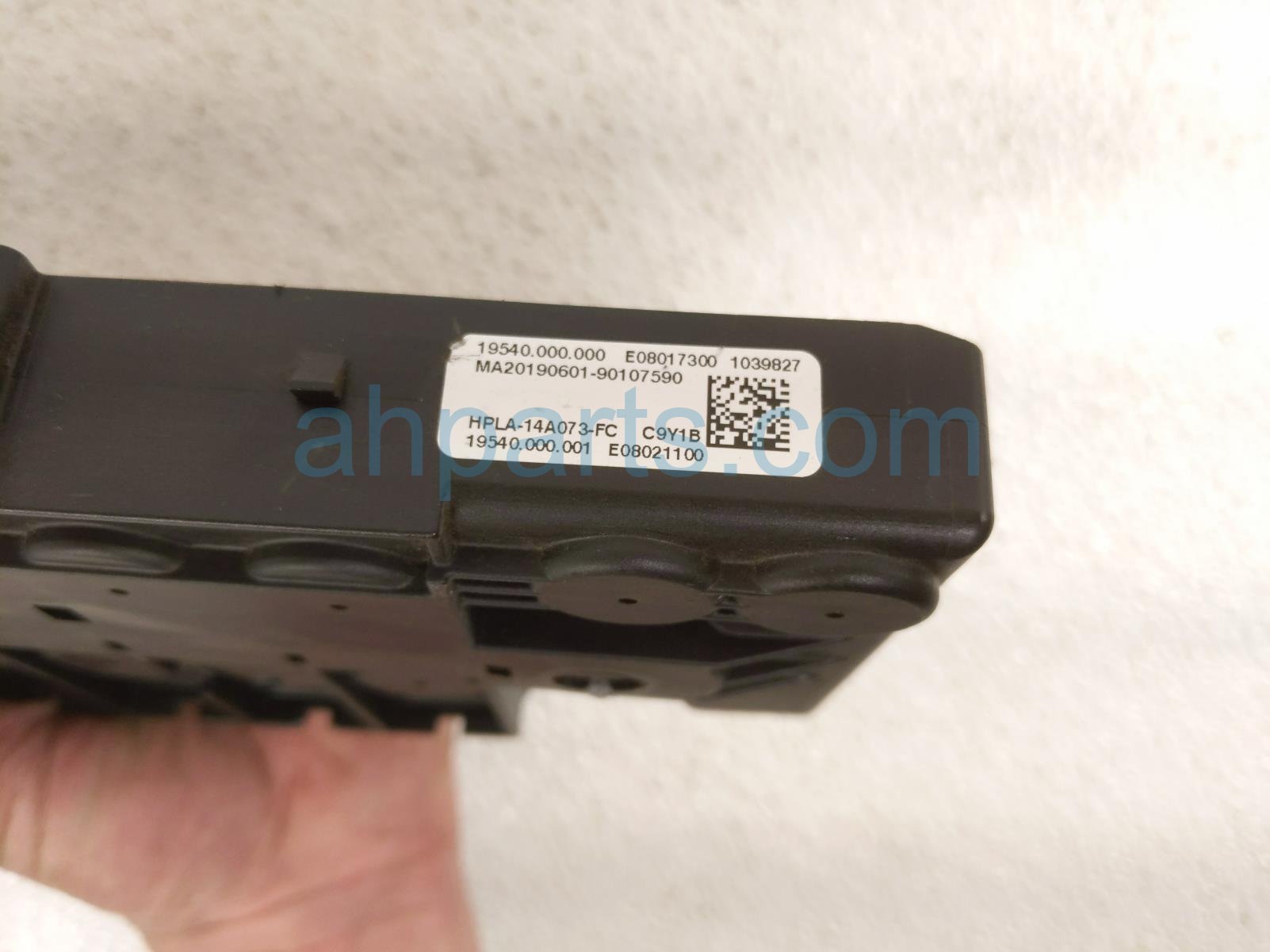 2020 Land Rover Range Rover Sport Battery Pwr Dist Fuse Box 3.0l HPLA 14A073 FC Replacement 2020 Land Rover Range Rover Sport Battery Pwr Dist Fuse Box 3.0l HPLA 14A073 FC Replacement thumbnail