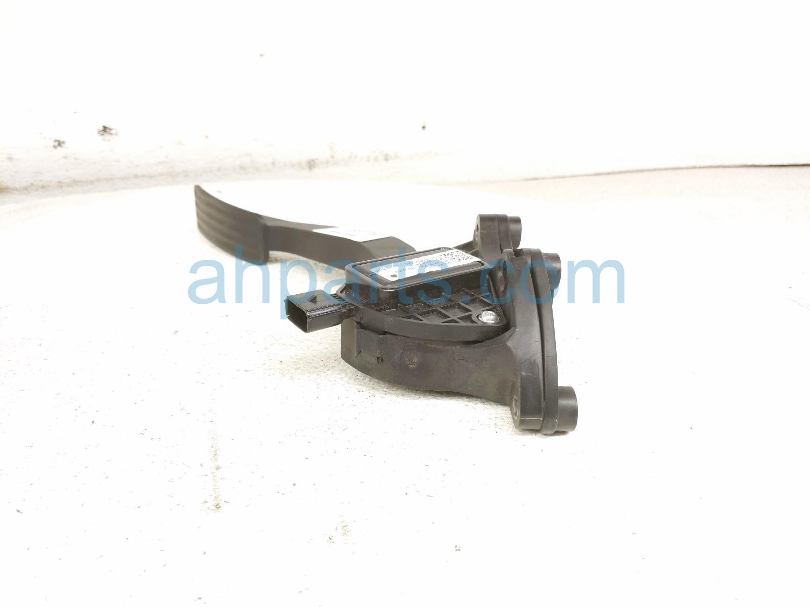 2020 Land Rover Range Rover Sport Gas / Accelerator Pedal Assy Fl GK52 9F836 AB Replacement 2020 Land Rover Range Rover Sport Gas / Accelerator Pedal Assy Fl GK52 9F836 AB Replacement thumbnail