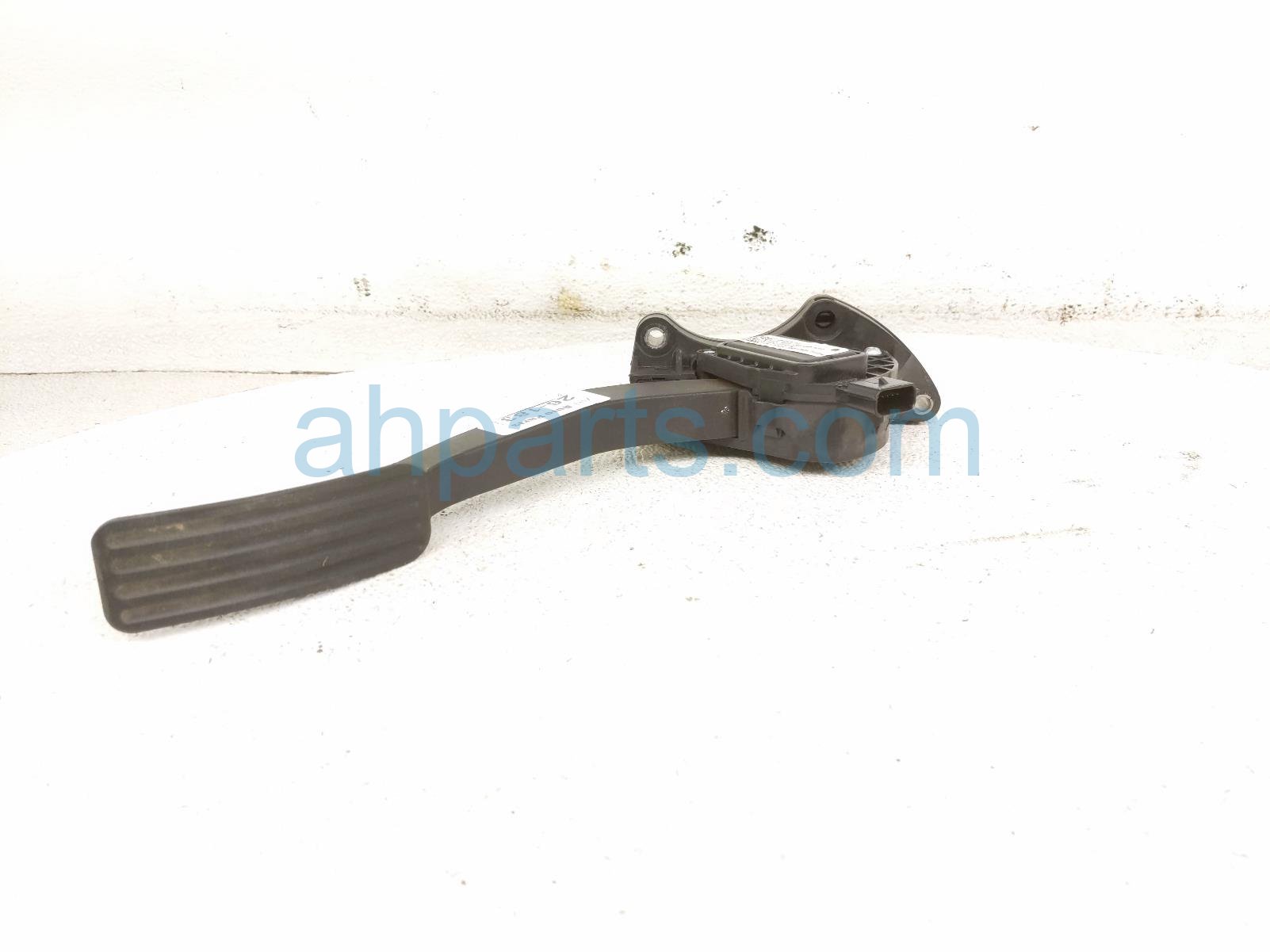 2020 Land Rover Range Rover Sport Gas / Accelerator Pedal Assy Fl GK52 9F836 AB Replacement 2020 Land Rover Range Rover Sport Gas / Accelerator Pedal Assy Fl GK52 9F836 AB Replacement thumbnail