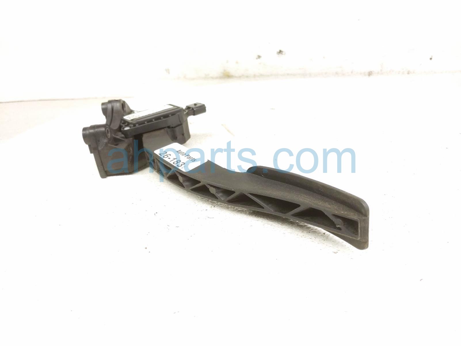 2020 Land Rover Range Rover Sport Gas / Accelerator Pedal Assy Fl GK52 9F836 AB Replacement 2020 Land Rover Range Rover Sport Gas / Accelerator Pedal Assy Fl GK52 9F836 AB Replacement thumbnail