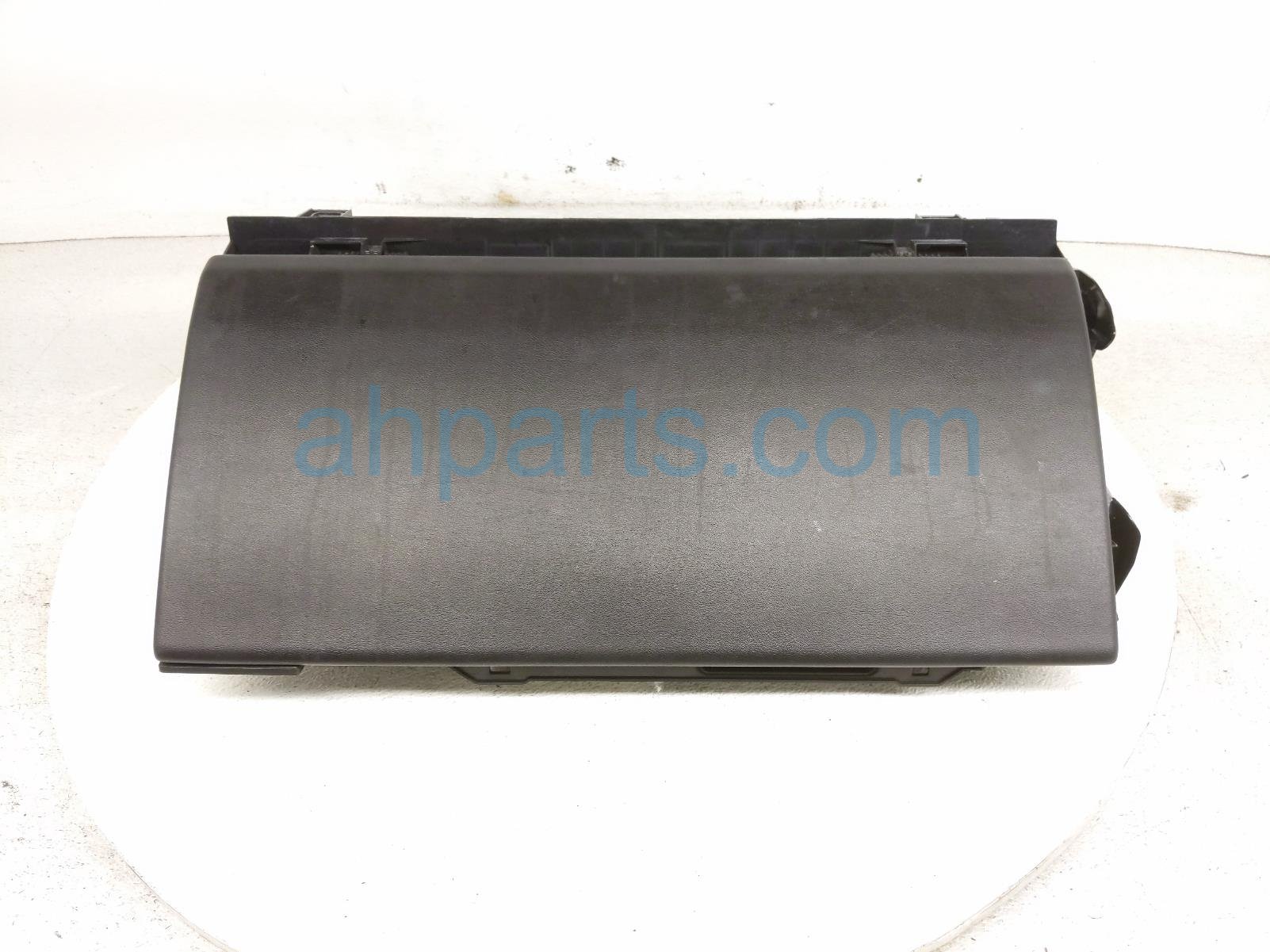 2020 Land Rover Range Rover Sport Lower Glove Compartment Box Ivory LR171001 Replacement 2020 Land Rover Range Rover Sport Lower Glove Compartment Box Ivory LR171001 Replacement thumbnail