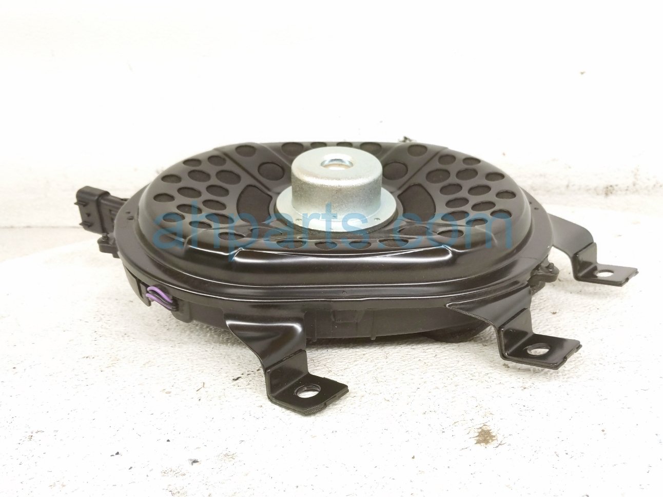 2020 Land Rover Range Rover Sport Underseat Subwoofer Speaker Assy GK62 18808 AB Replacement 2020 Land Rover Range Rover Sport Underseat Subwoofer Speaker Assy GK62 18808 AB Replacement thumbnail