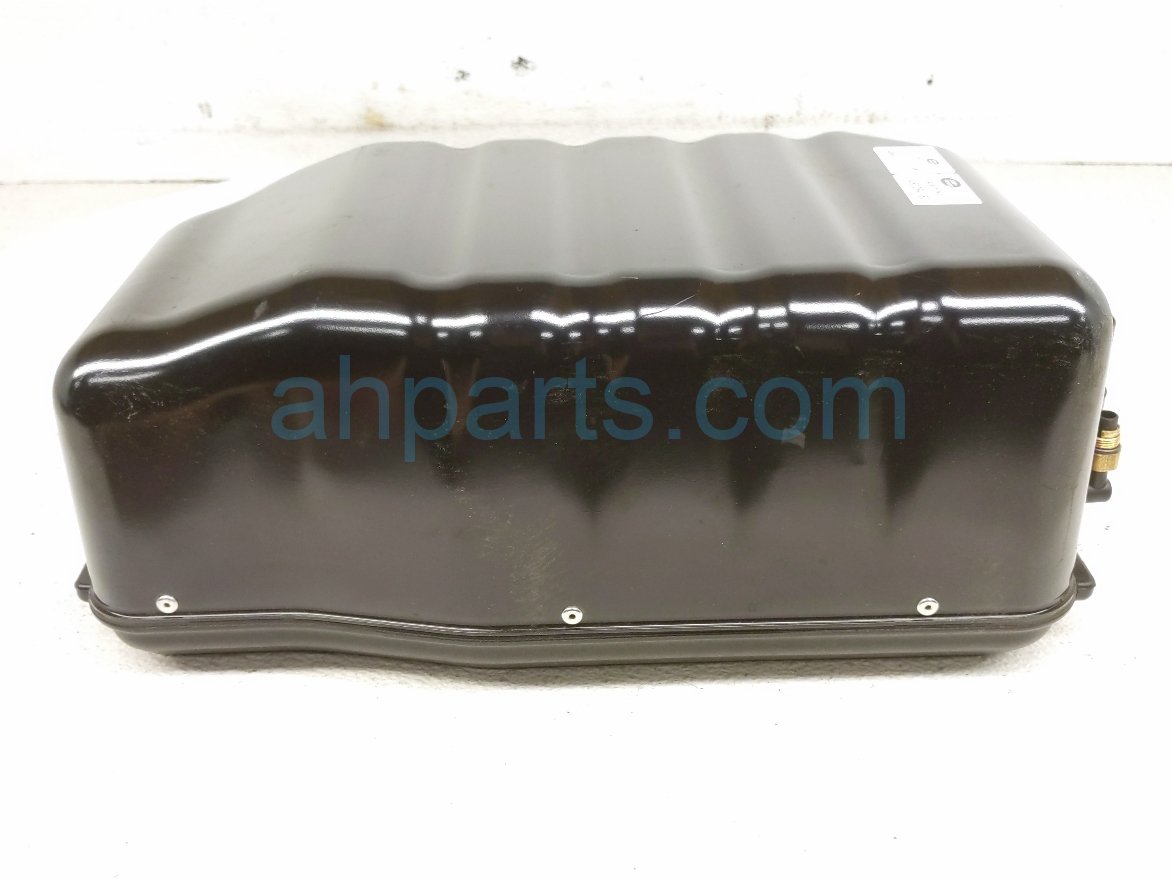 2020 Land Rover Range Rover Sport Air Suspension Compressor LR140034 Replacement 2020 Land Rover Range Rover Sport Air Suspension Compressor LR140034 Replacement thumbnail
