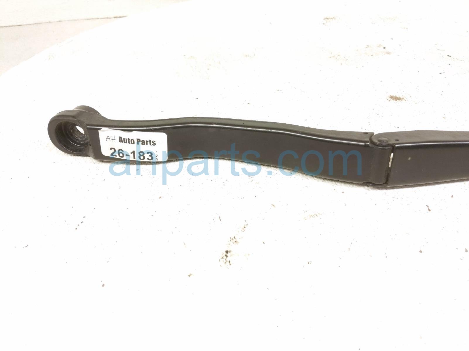 2020 Land Rover Range Rover Sport Driver Windshield Wiper Arm LR113391 Replacement 2020 Land Rover Range Rover Sport Driver Windshield Wiper Arm LR113391 Replacement thumbnail
