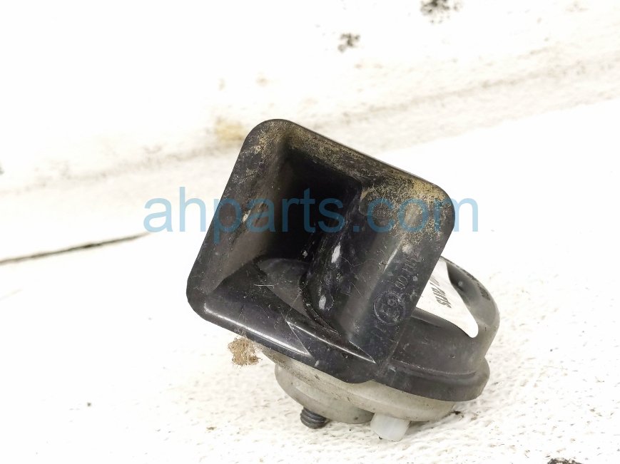 2011 BMW 750li High Note Horn Driver 61337293827 Replacement 2011 BMW 750li High Note Horn Driver 61337293827 Replacement thumbnail