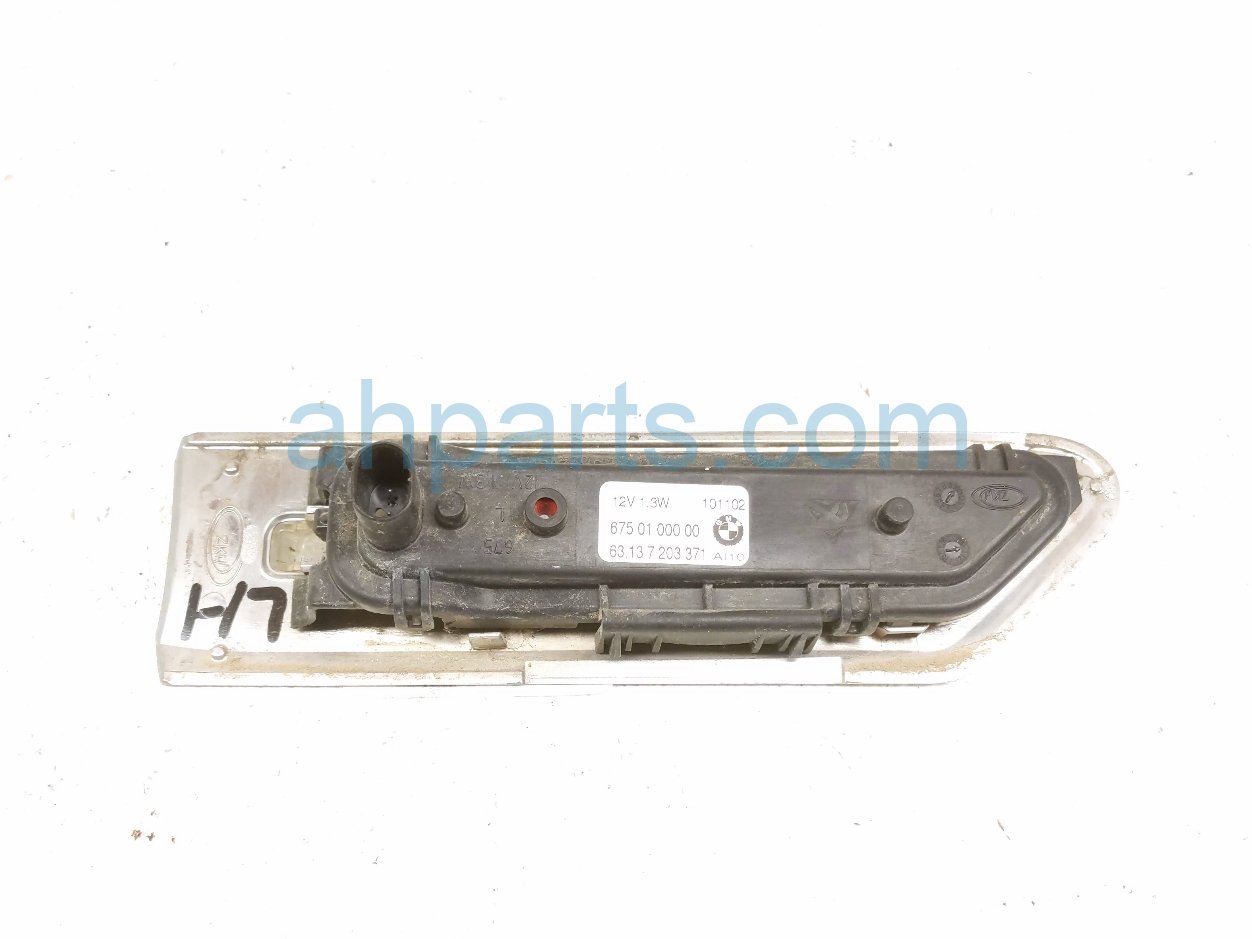 2011 BMW 750li Driver Side Marker Lamp 63137203371 Replacement 2011 BMW 750li Driver Side Marker Lamp 63137203371 Replacement thumbnail