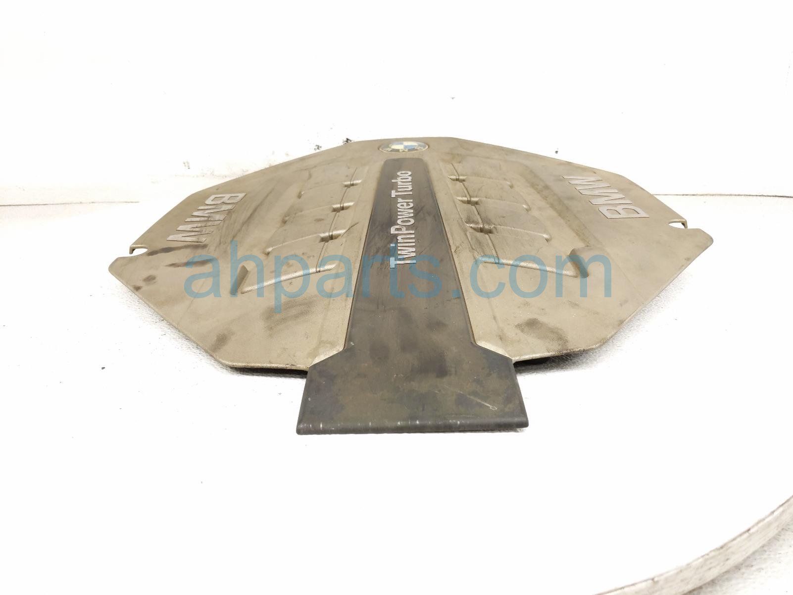 2011 BMW 750li Engine Appearance Cover 4.4l Turbo 13717577456 Replacement 2011 BMW 750li Engine Appearance Cover 4.4l Turbo 13717577456 Replacement thumbnail