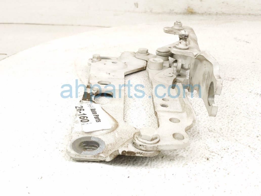 2011 BMW 750li Driver Hood Hinge White 41007204555 Replacement 2011 BMW 750li Driver Hood Hinge White 41007204555 Replacement thumbnail