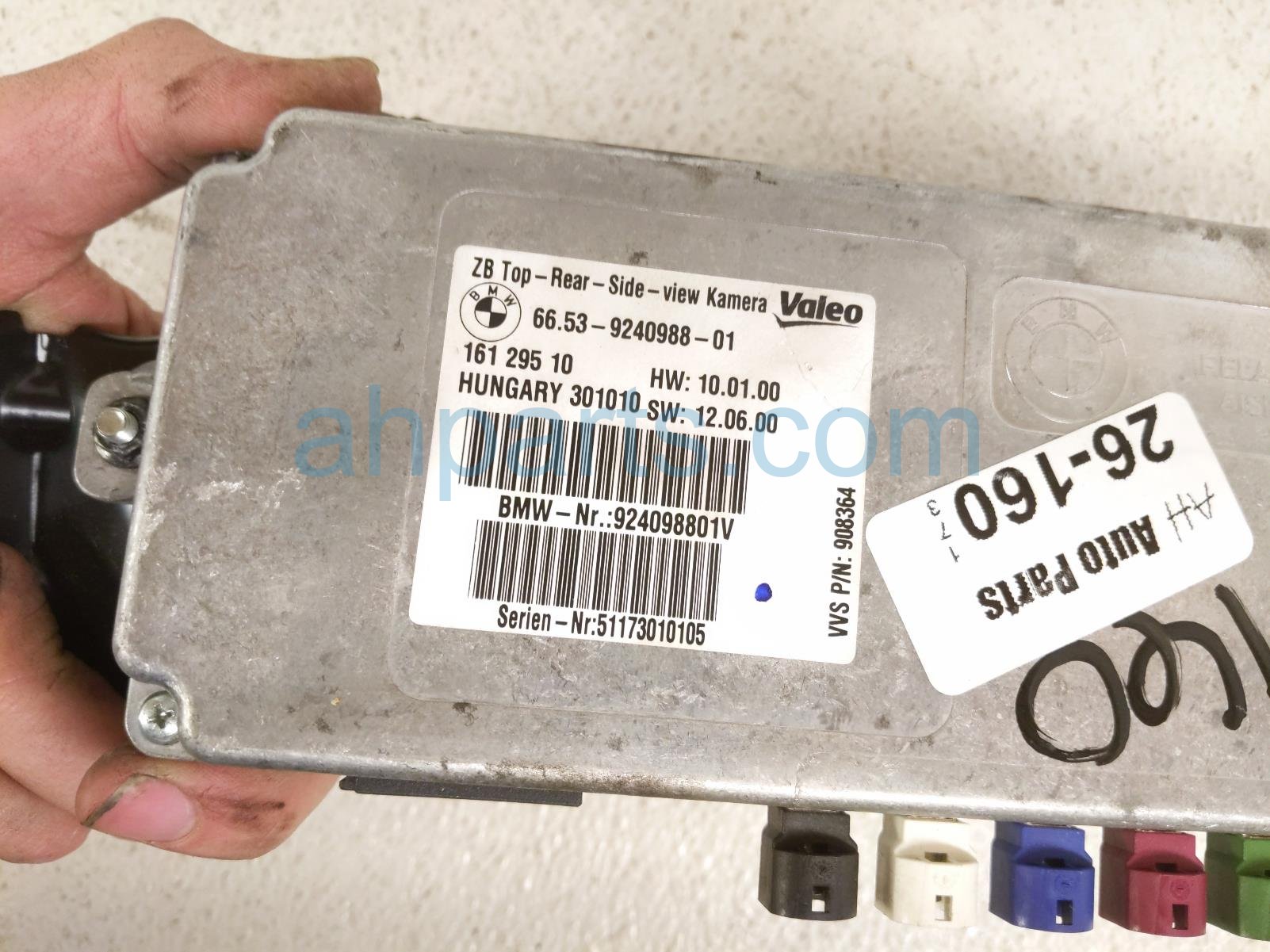 2011 BMW 750li Surround View Camera Module 66 53 9 240 988 Replacement 2011 BMW 750li Surround View Camera Module 66 53 9 240 988 Replacement thumbnail