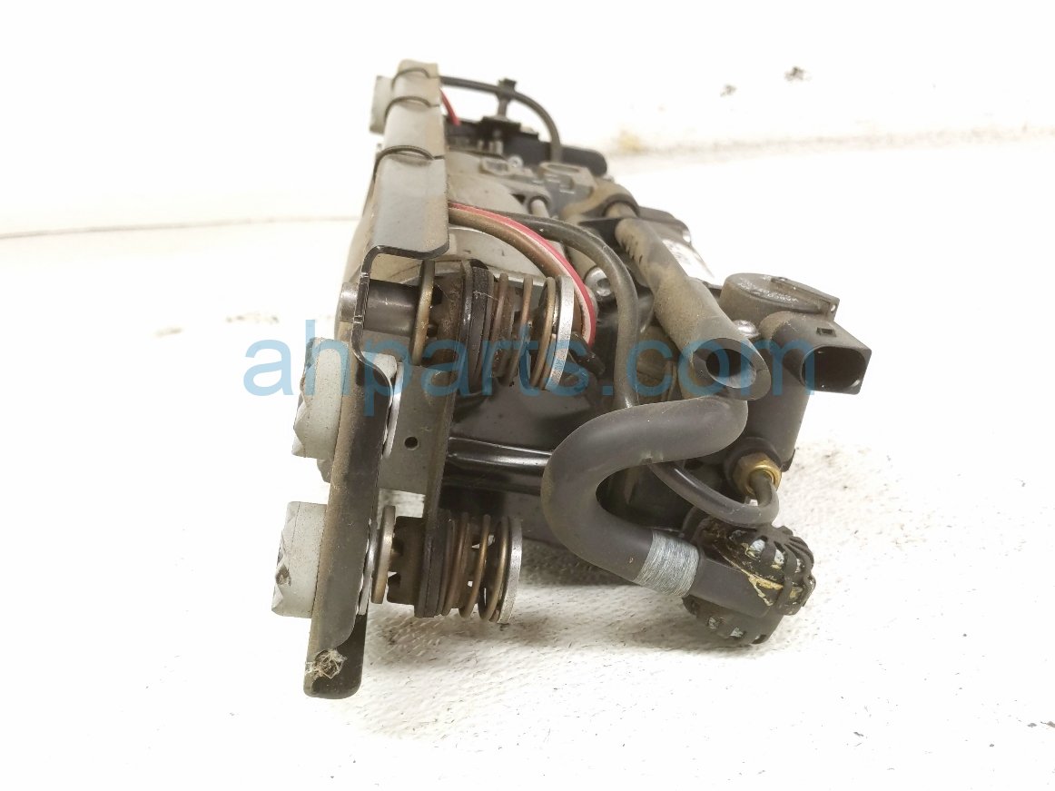 2011 BMW 750li Air Suspension Compressor 37206875176 Replacement 2011 BMW 750li Air Suspension Compressor 37206875176 Replacement thumbnail