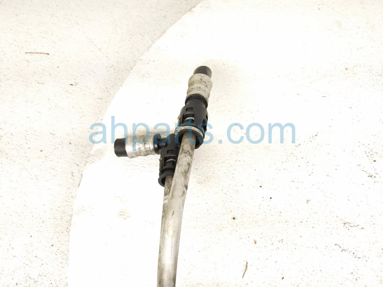 2011 BMW 750li Power Steering Oil Cooler 4.4l Rwd 17117576825 Replacement 2011 BMW 750li Power Steering Oil Cooler 4.4l Rwd 17117576825 Replacement thumbnail
