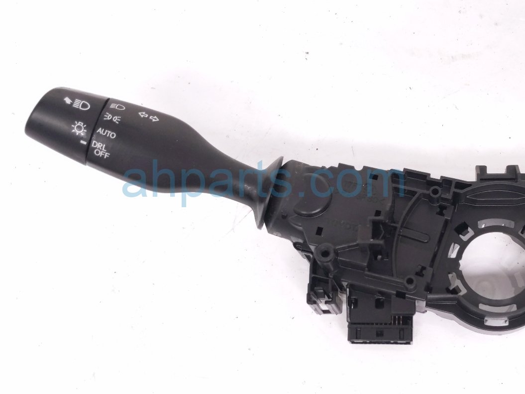 Lexus HEADLAMP / SIGNAL COLUMN SWITCH