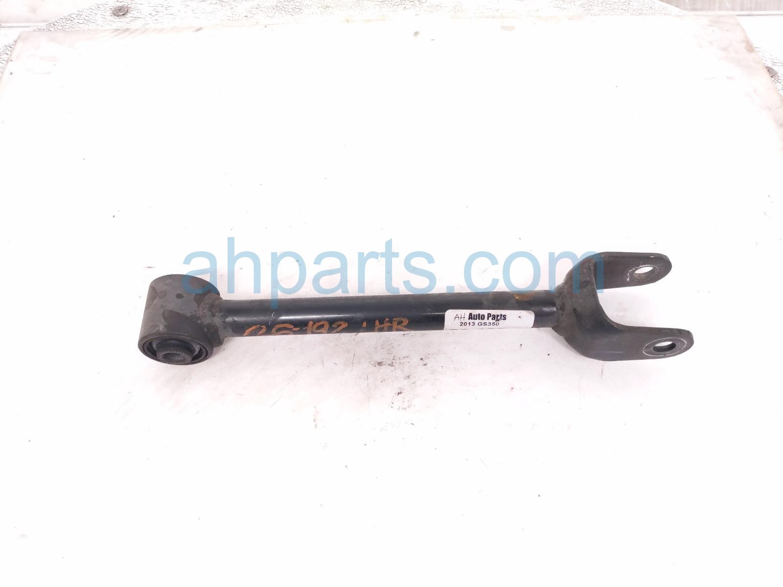 Lexus RR/LH FORWARD LOWER CONTROL ARM