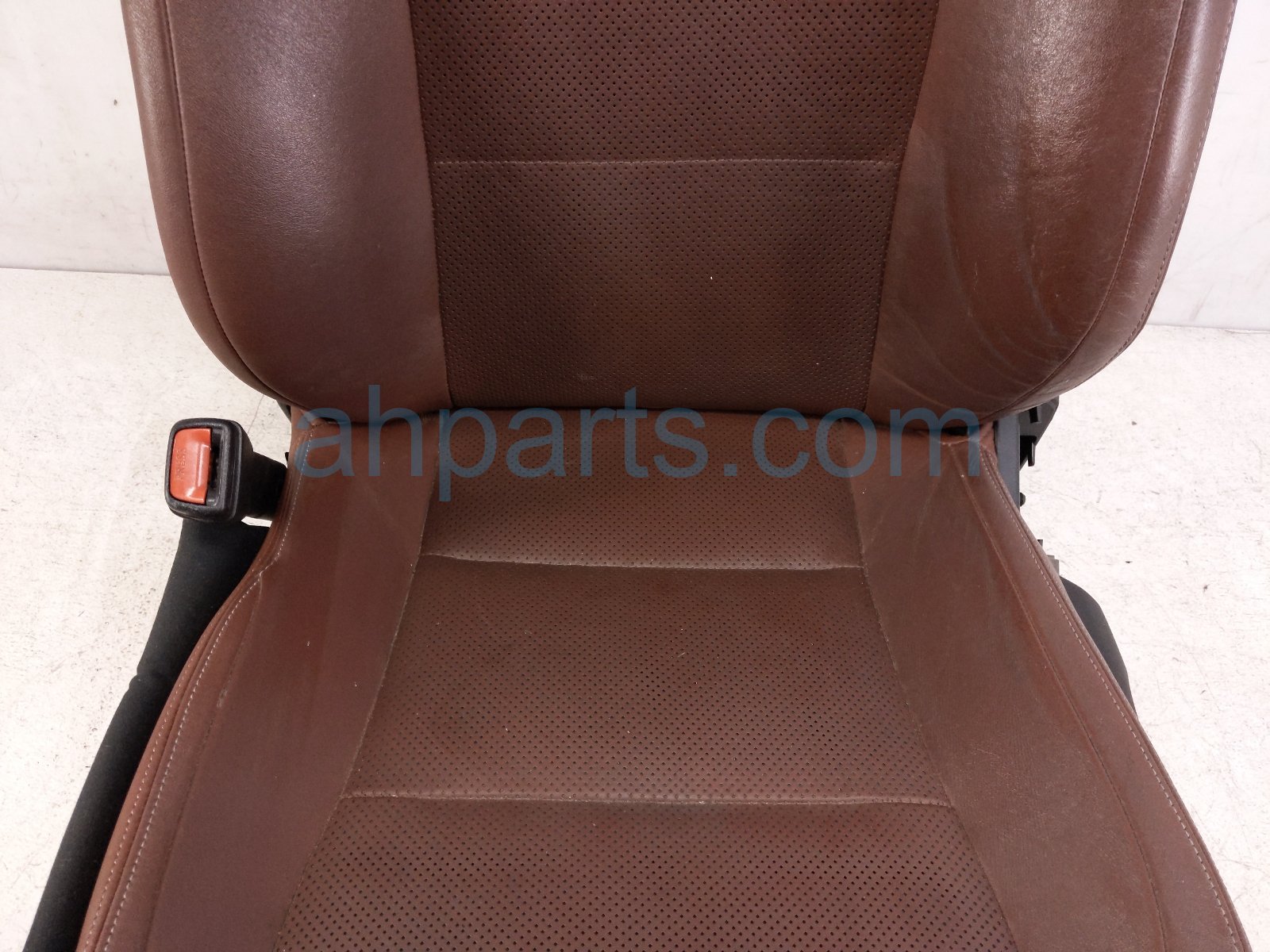 2013 Lexus Gs350 Front Driver Seat Red W/ Airbag 71074 30J70 D4 Replacement 2013 Lexus Gs350 Front Driver Seat Red W/ Airbag 71074 30J70 D4 Replacement thumbnail