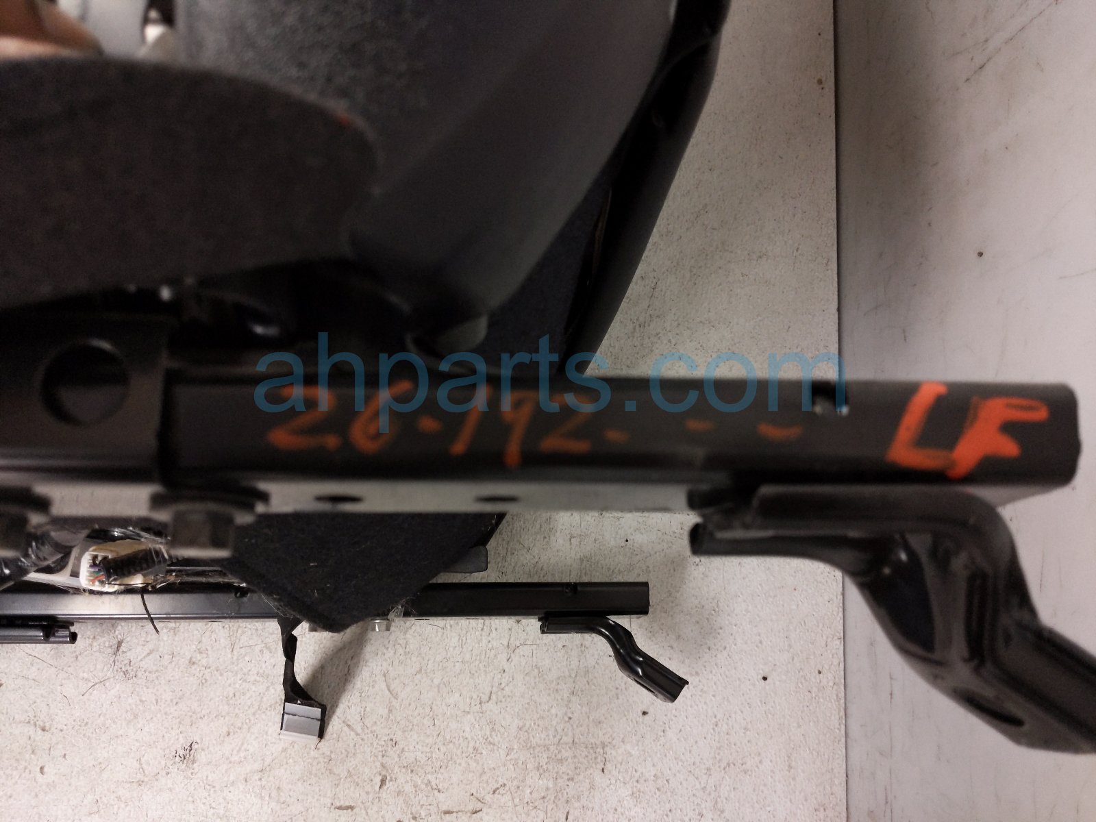 2013 Lexus Gs350 Front Driver Seat Red W/ Airbag 71074 30J70 D4 Replacement 2013 Lexus Gs350 Front Driver Seat Red W/ Airbag 71074 30J70 D4 Replacement thumbnail