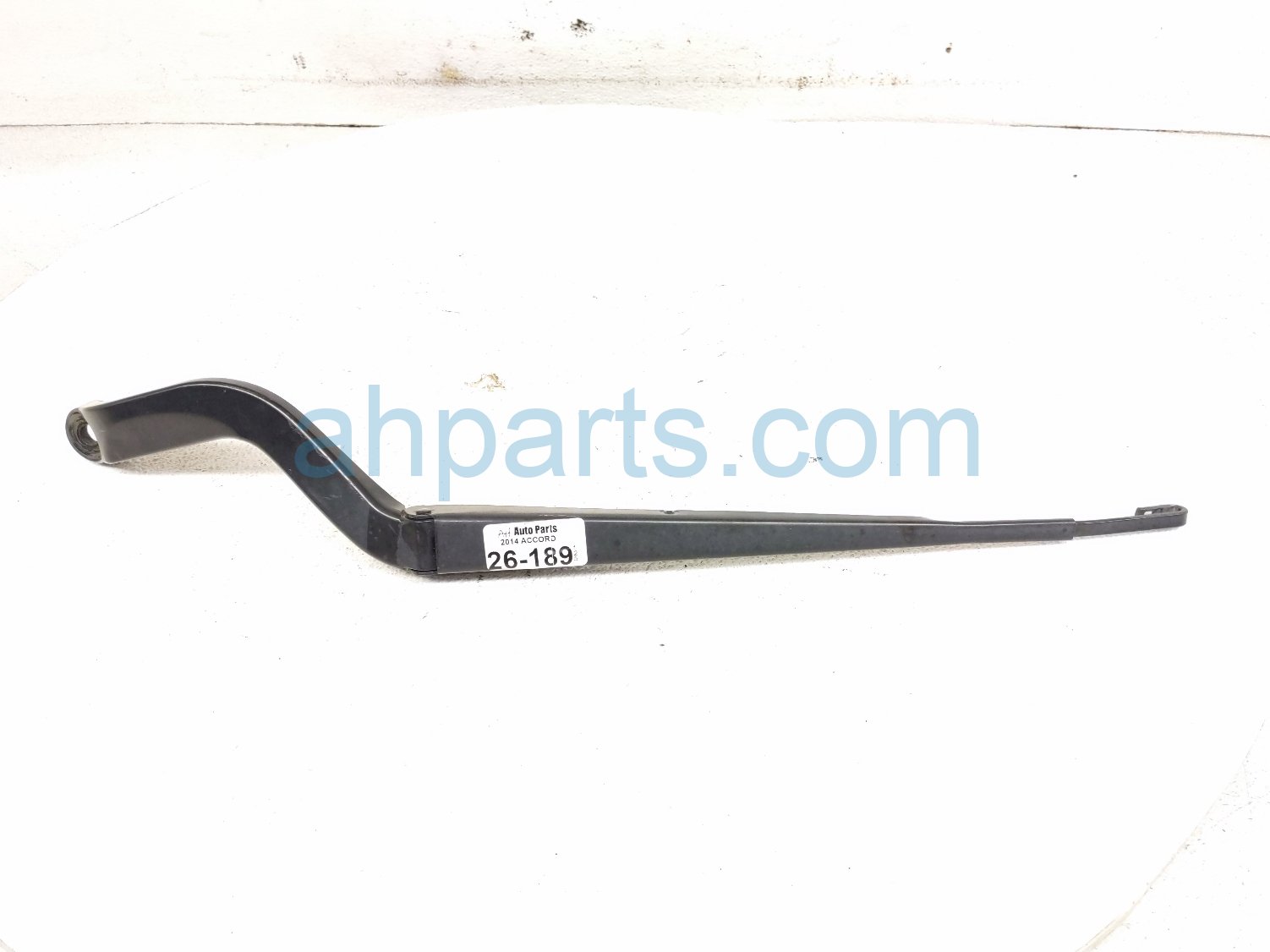 Honda LH WINDSHIELD WIPER ARM