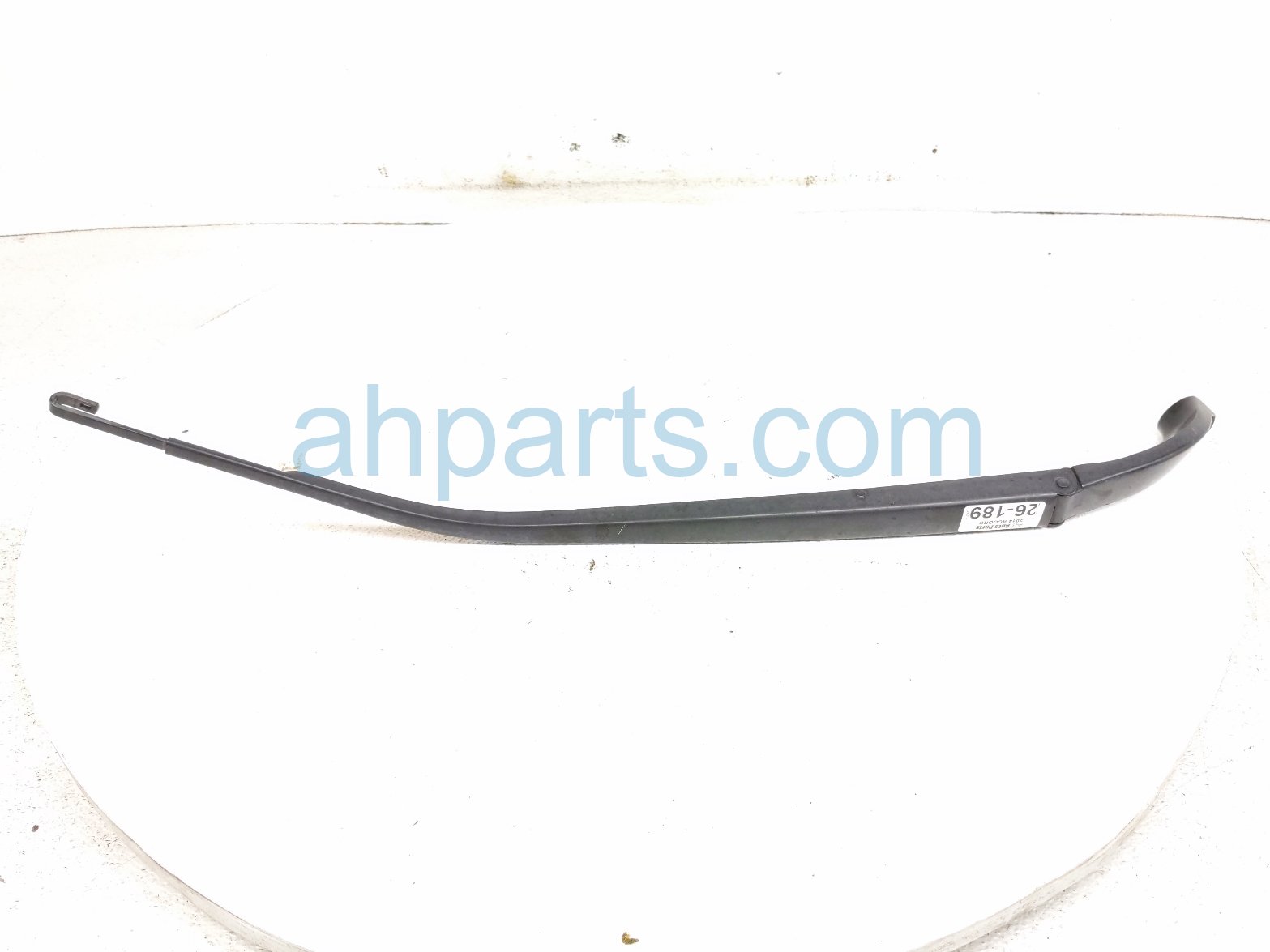 Honda RH WINDSHIELD WIPER ARM