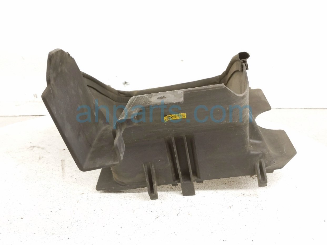 2020 Land Rover Range Rover Sport Front Driver Bumper Air Guide Duct JK62 8C465 AB Replacement 2020 Land Rover Range Rover Sport Front Driver Bumper Air Guide Duct JK62 8C465 AB Replacement thumbnail