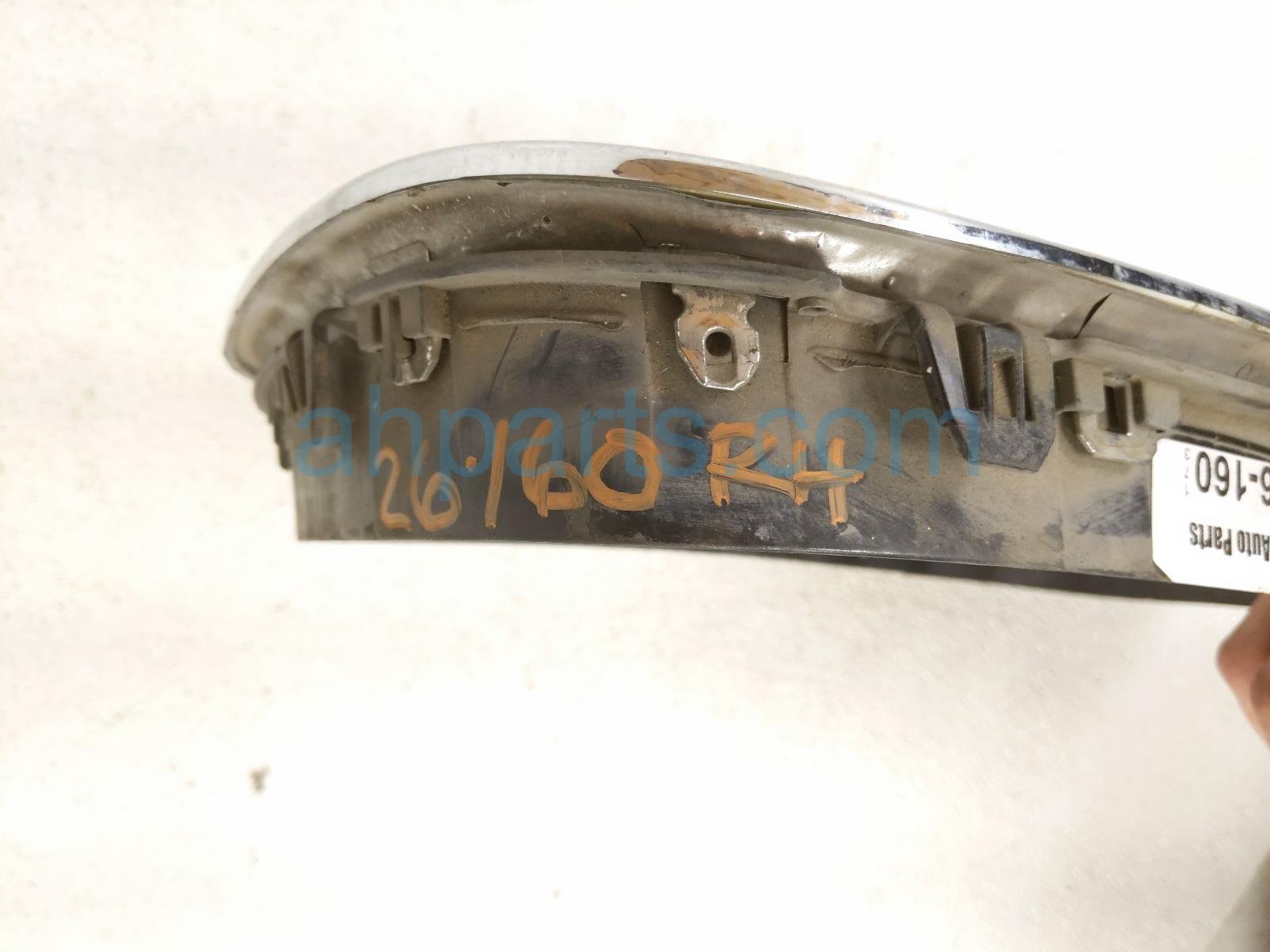 2011 BMW 750li Passenger Upper Grille White 51117295297 Replacement 2011 BMW 750li Passenger Upper Grille White 51117295297 Replacement thumbnail