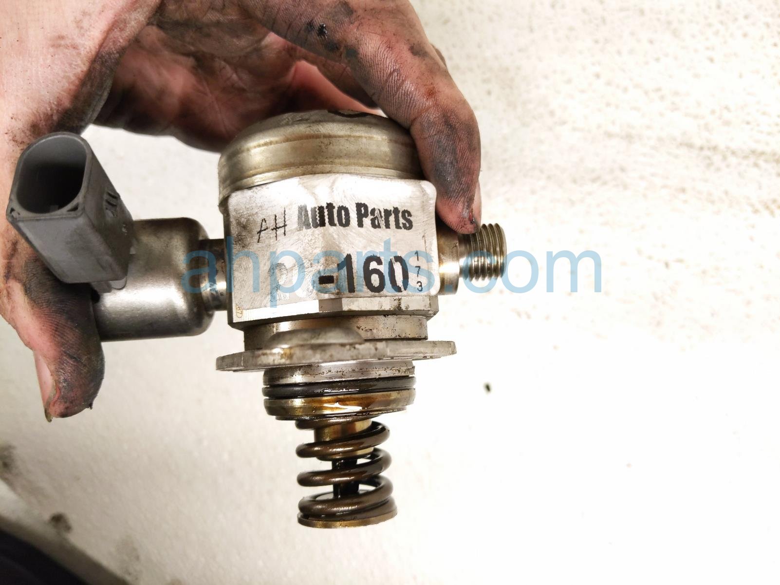 2011 BMW 750li High Pressure Fuel Pump Engine Mtd 13 51 7 595 339 Replacement 2011 BMW 750li High Pressure Fuel Pump Engine Mtd 13 51 7 595 339 Replacement thumbnail