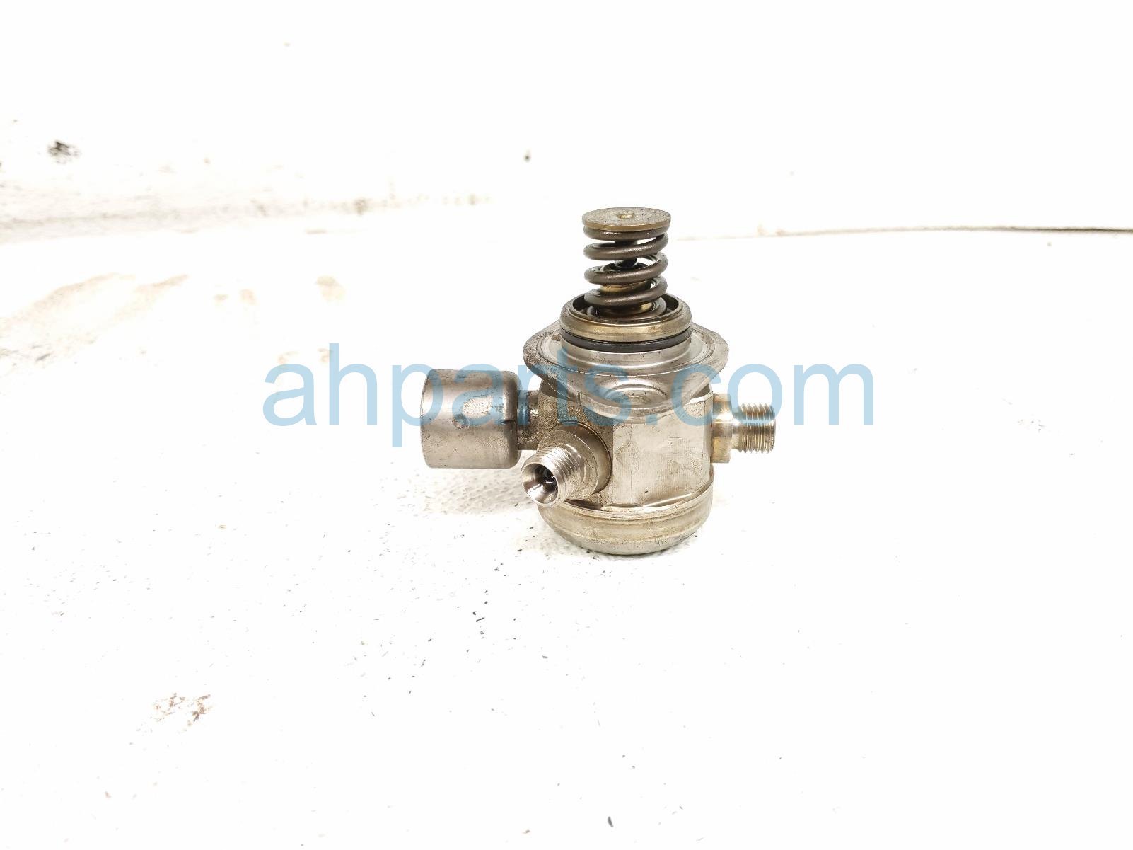2011 BMW 750li High Pressure Fuel Pump Engine Mtd 13 51 7 595 339 Replacement 2011 BMW 750li High Pressure Fuel Pump Engine Mtd 13 51 7 595 339 Replacement thumbnail