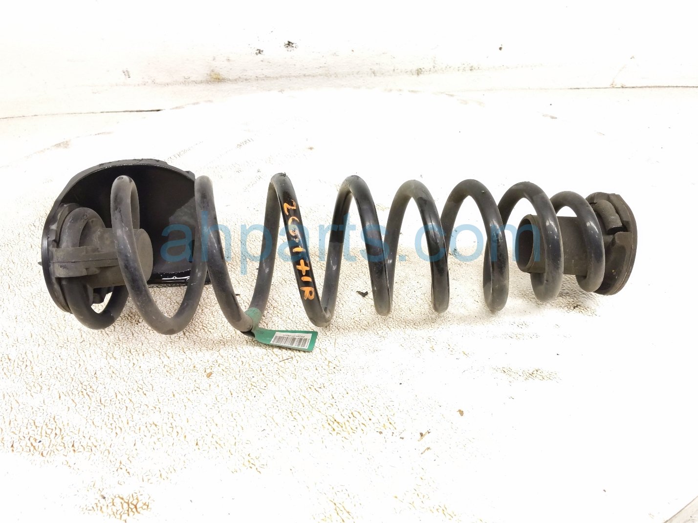2022 Honda Odyssey Strut / / Shock Absorber Rear Driver Coil Spring 3.5l Fwd 52441 THR A11 Replacement 2022 Honda Odyssey Strut / / Shock Absorber Rear Driver Coil Spring 3.5l Fwd 52441 THR A11 Replacement thumbnail