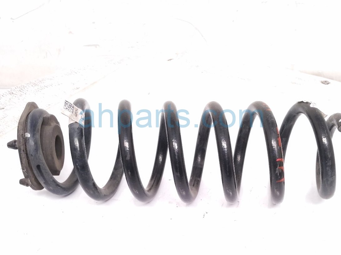2021 Acura TLX Strut / Rear Passenger Coil Spring 3.0l Awd 52441 TGV A02 Replacement 2021 Acura TLX Strut / Rear Passenger Coil Spring 3.0l Awd 52441 TGV A02 Replacement thumbnail