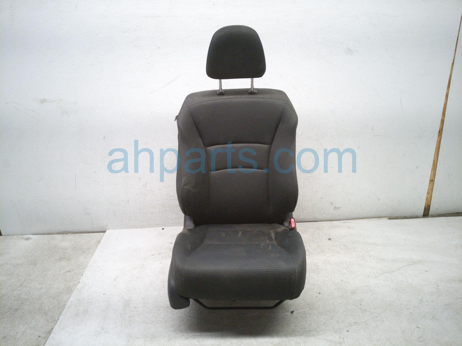 Honda FR/RH SEAT - BLACK - W/O AIRBAG*