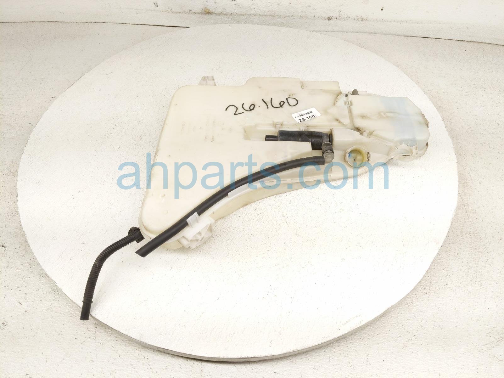 BMW WINDSHIELD WASHER RESERVOIR TANK
