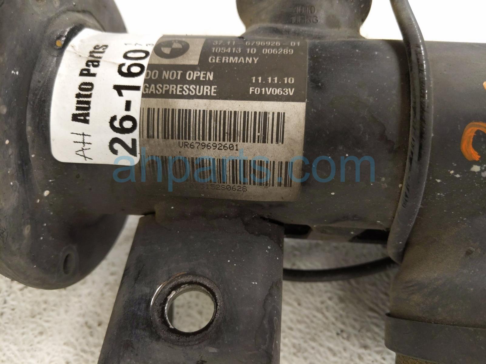 2011 BMW 750li Front Passenger Strut + Spring Assembly 37 11 6 796 926 Replacement 2011 BMW 750li Front Passenger Strut + Spring Assembly 37 11 6 796 926 Replacement thumbnail