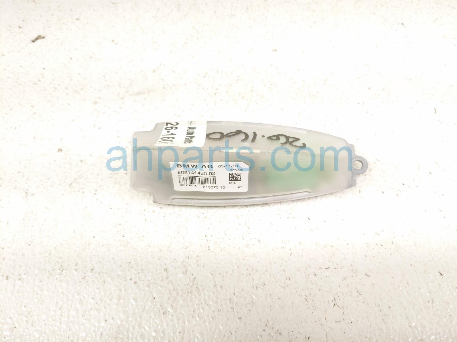 2011 BMW 750li Antenna Roof Mtd Shark Fin White 65209141460 Replacement 2011 BMW 750li Antenna Roof Mtd Shark Fin White 65209141460 Replacement thumbnail