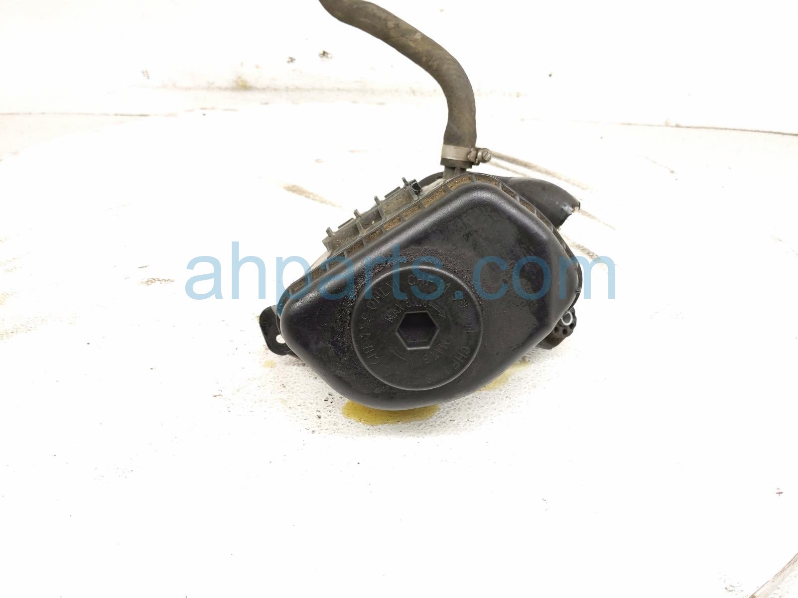 2011 BMW 750li Reserve Bottle / Tank Power Steering Fluid Reservoir 32416776240 Replacement 2011 BMW 750li Reserve Bottle / Tank Power Steering Fluid Reservoir 32416776240 Replacement thumbnail