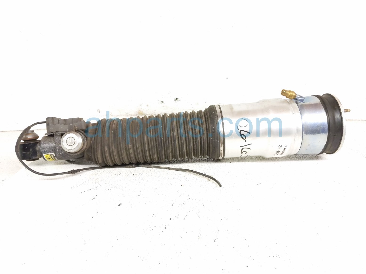 2011 BMW 750li Spring Rear Passenger Air Suspension Strut Rwd 37126796930 Replacement 2011 BMW 750li Spring Rear Passenger Air Suspension Strut Rwd 37126796930 Replacement thumbnail